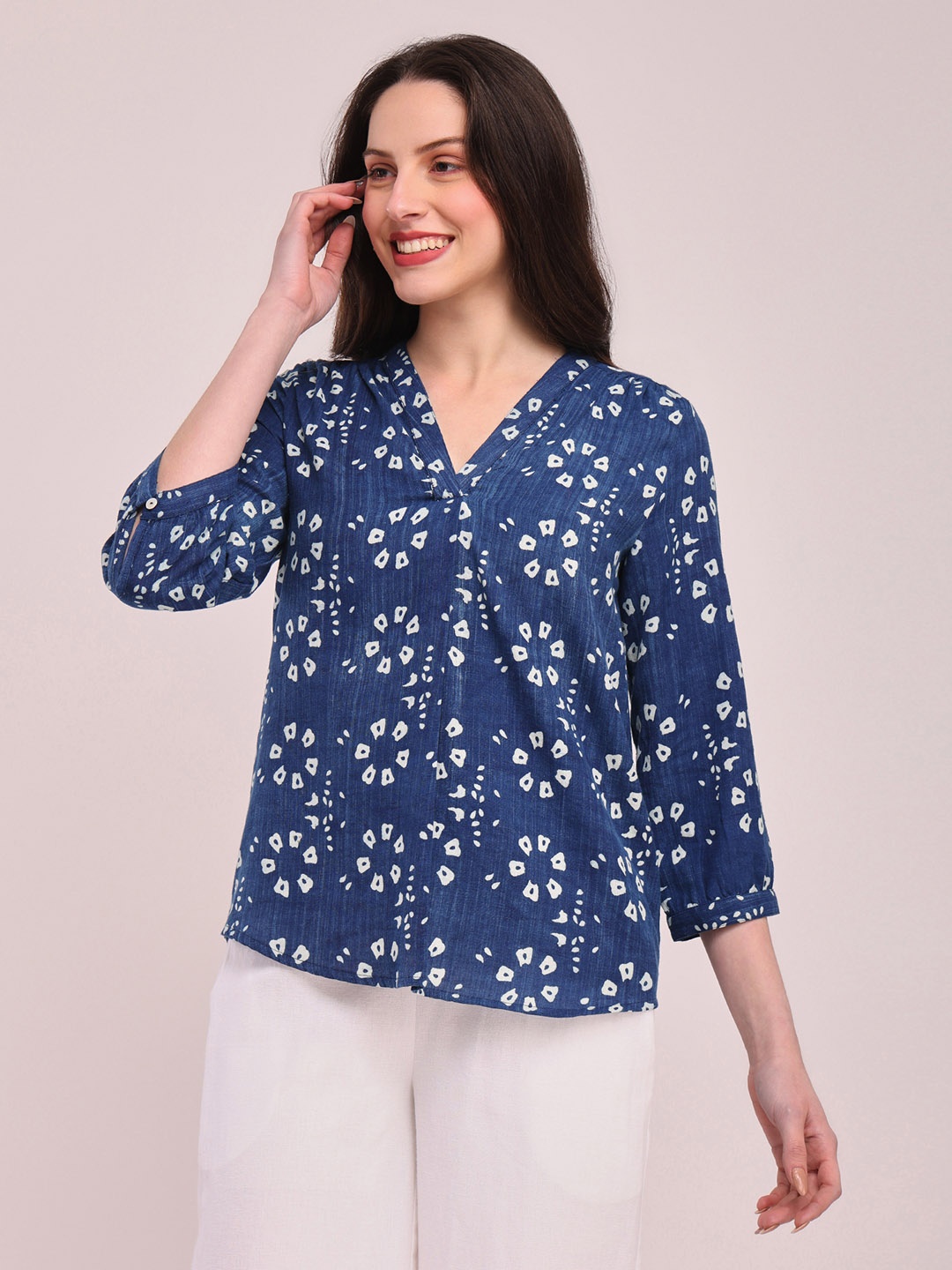 

Pink Fort Ethnic Motifs Printed V-Neck Cotton Linen Top, Navy blue