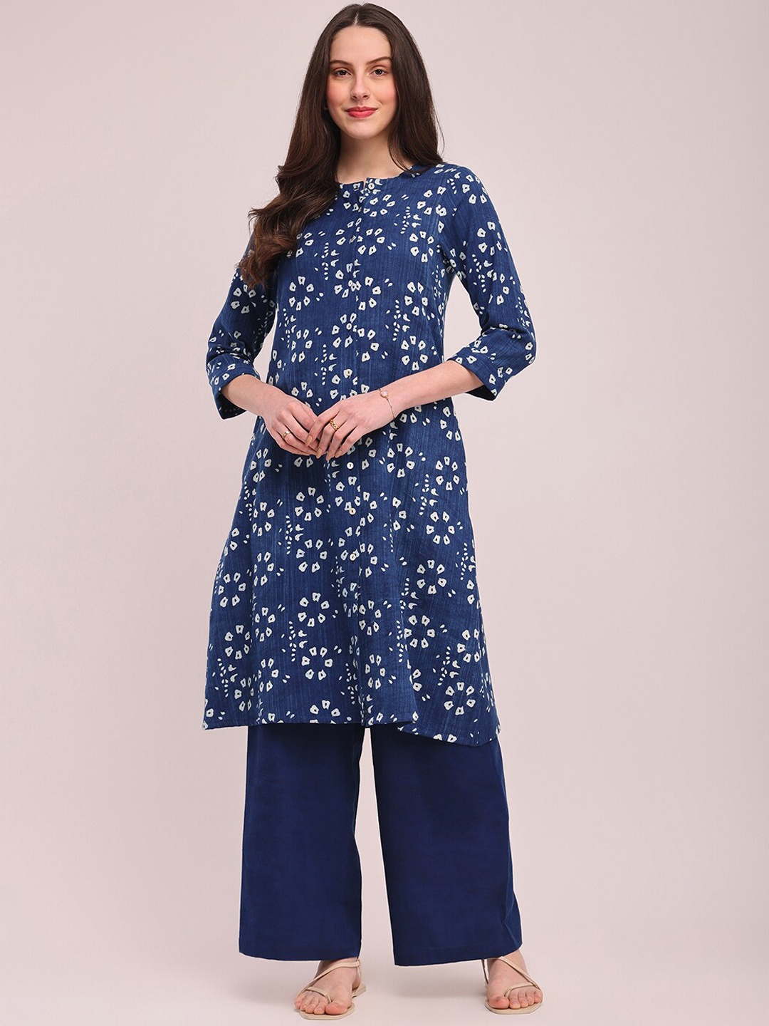 

Pink Fort Geometric Printed Straight Pure Cotton Kurta With Trouser, Blue