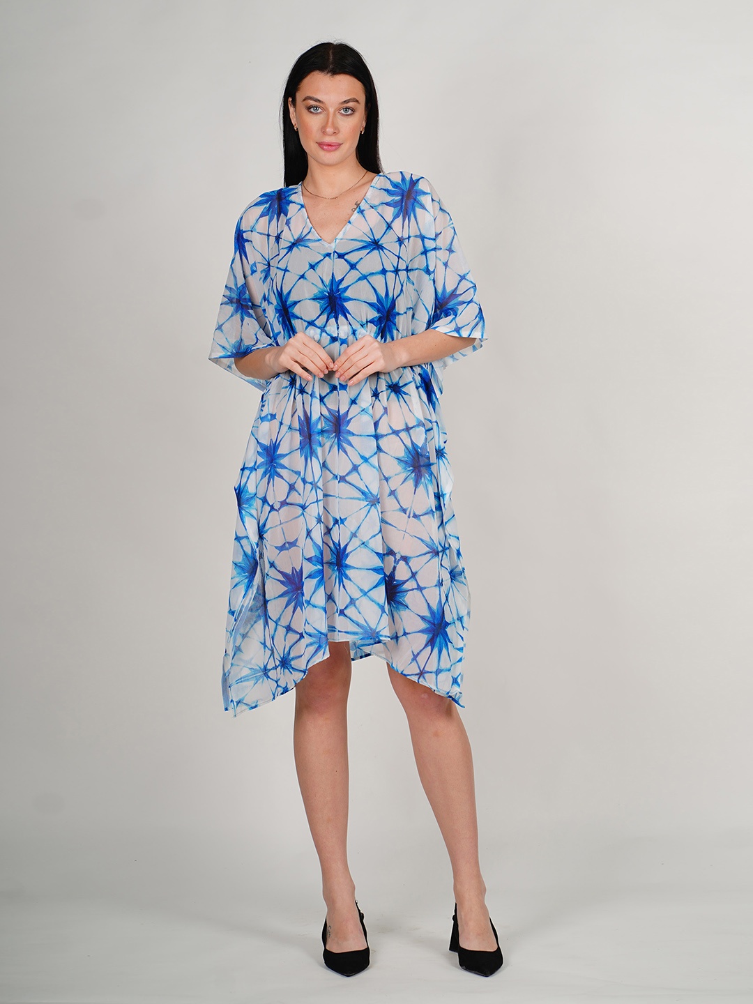 

Rajoria Instyle Tie and Dye Extended Sleeves Georgette Kaftan Dress, White
