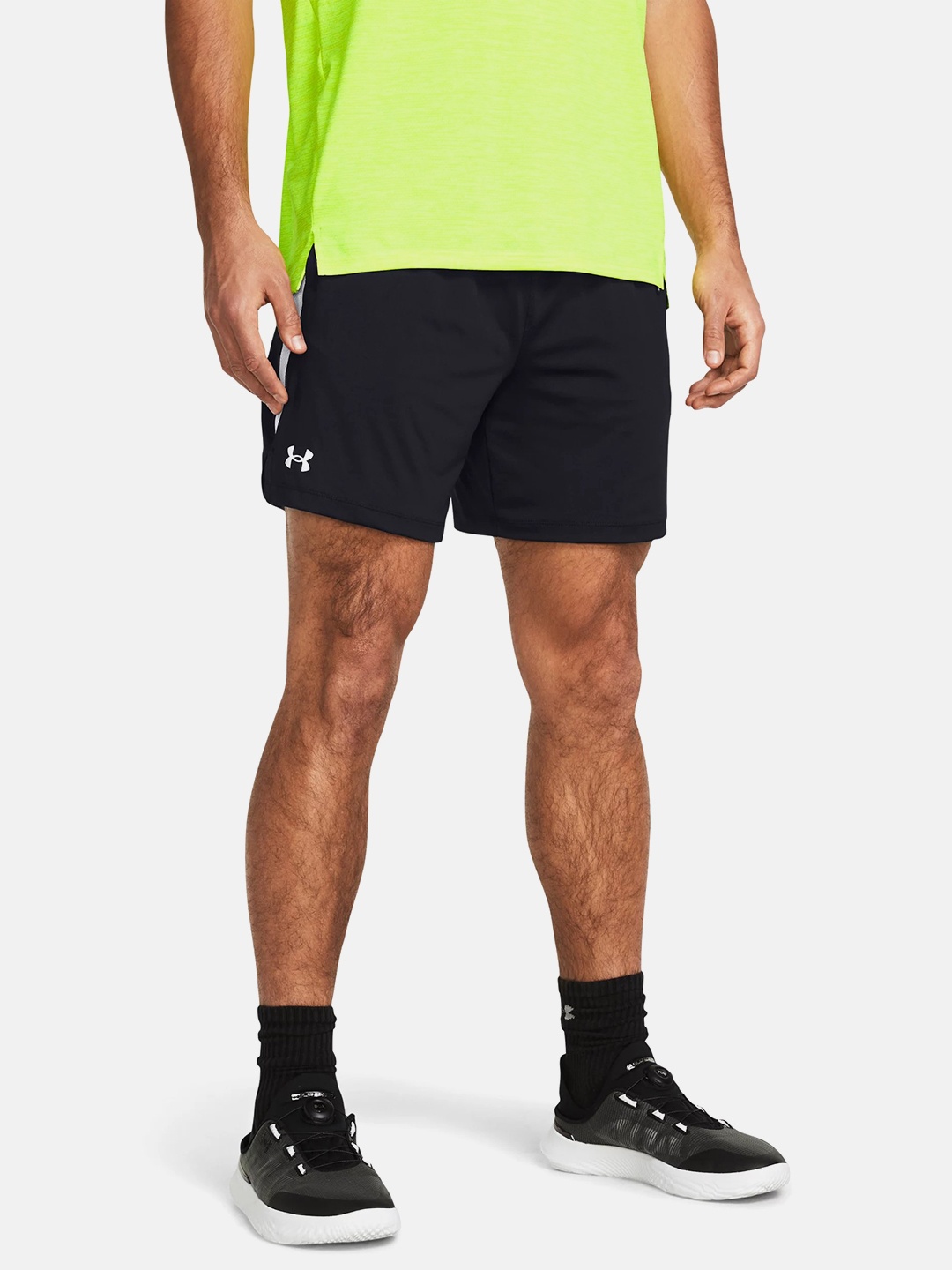 

UNDER ARMOUR Men Tech Vent 6in Loose Fit Training or Gym Shorts, Black