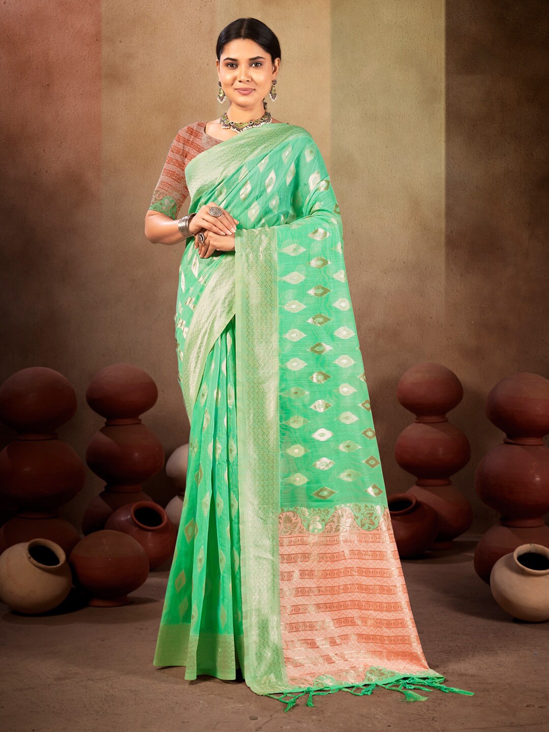 

Mitera Ethnic Motifs Woven Design Zari Saree, Sea green