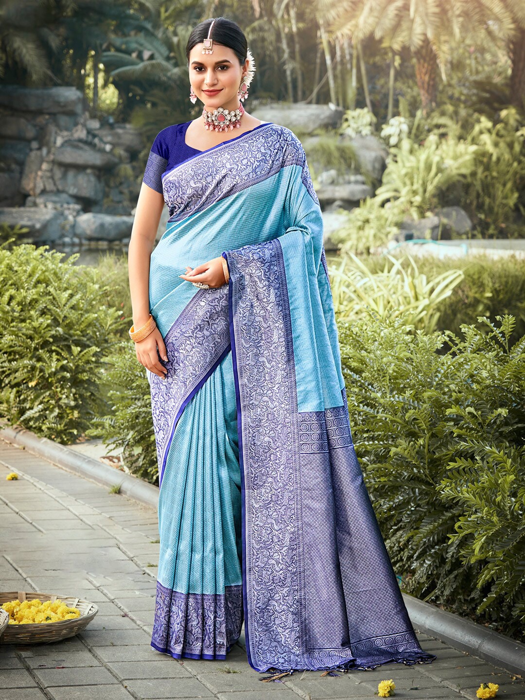 

Mitera Blue & Gold-Toned Striped Woven Design Zari Kanjeevaram Saree