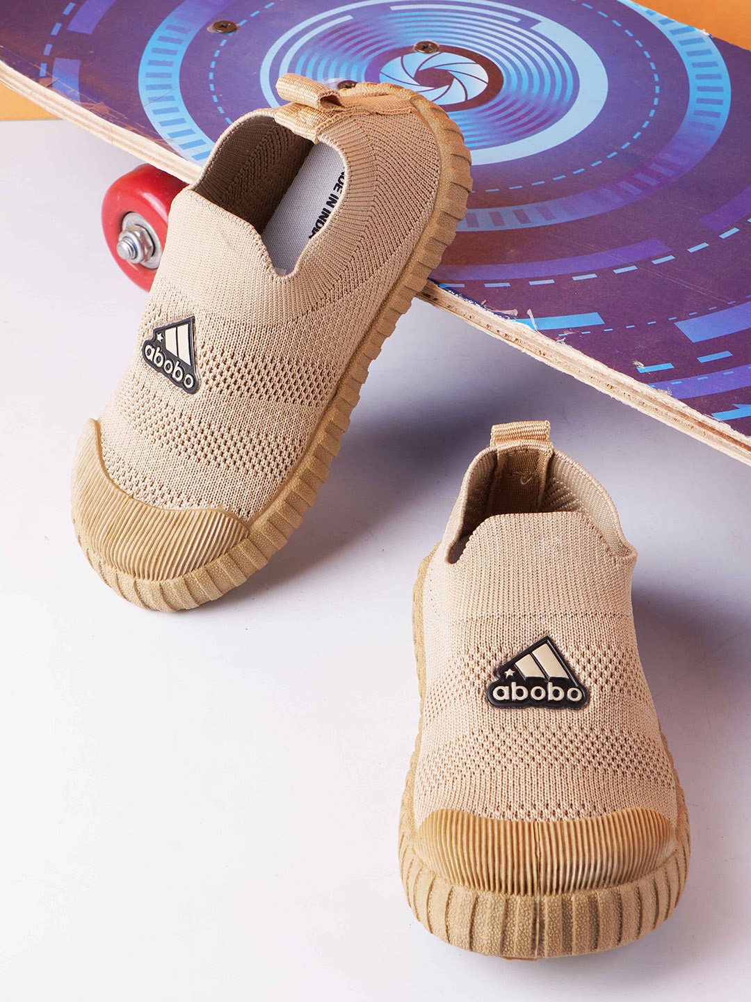 

KATS Kids Textured Flyknit Slip-On Sneakers, Beige