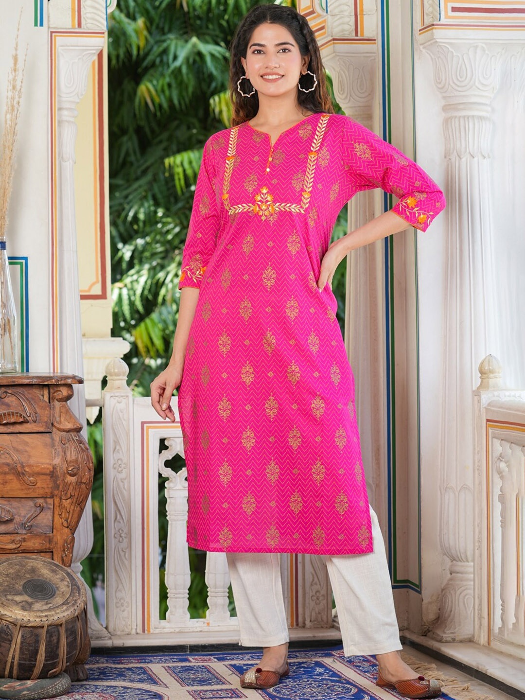 

KALINI Floral Printed Round Neck Thread Work Cotton Straight Kurta, Pink