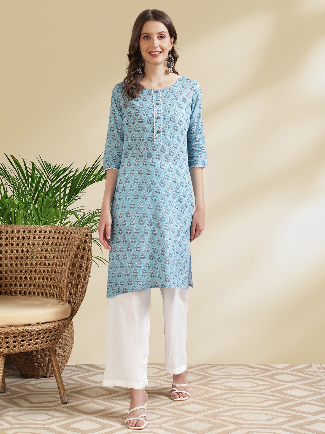 

Rangita Ethnic Motifs Printed Thread Work Pure Cotton Straight Kurta, Blue