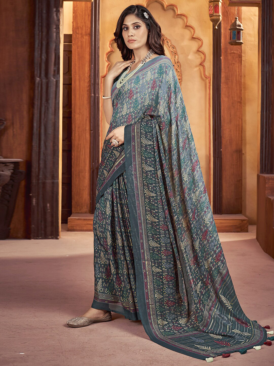 

Satrani Grey Bagh Printed Zari Banarasi Saree
