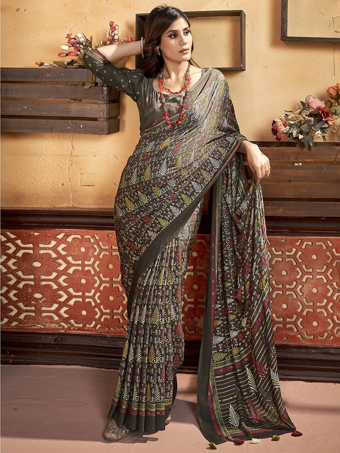 

Satrani Brown Bagh Printed Zari Banarasi Saree