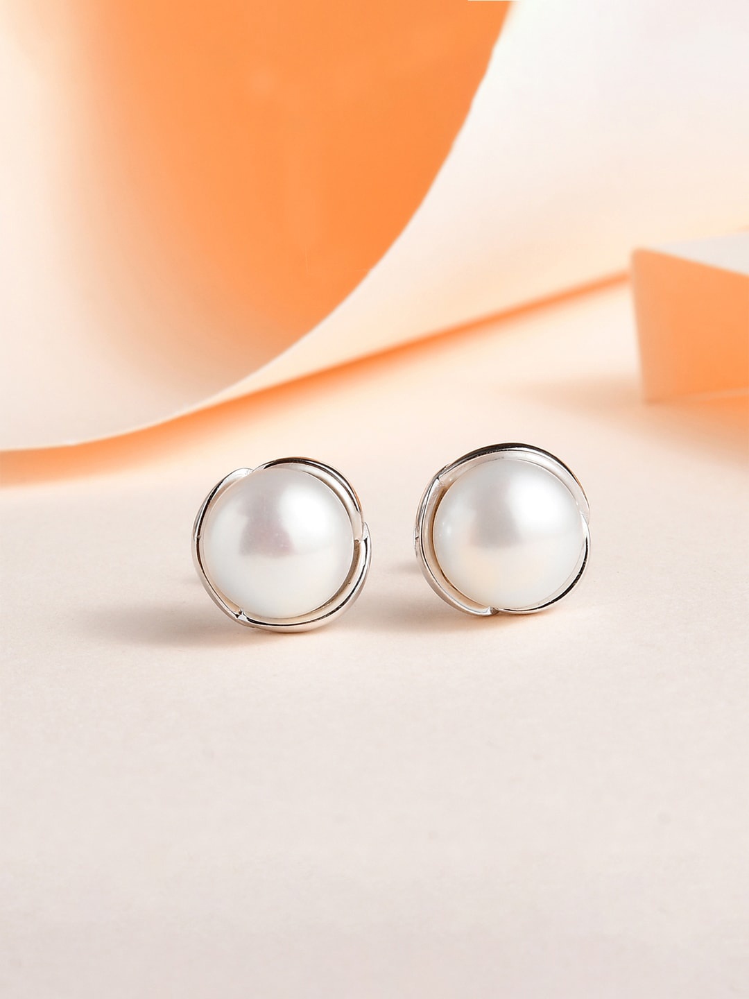 

Ornate Jewels 925 Sterling Silver Pearl Stud Earrings