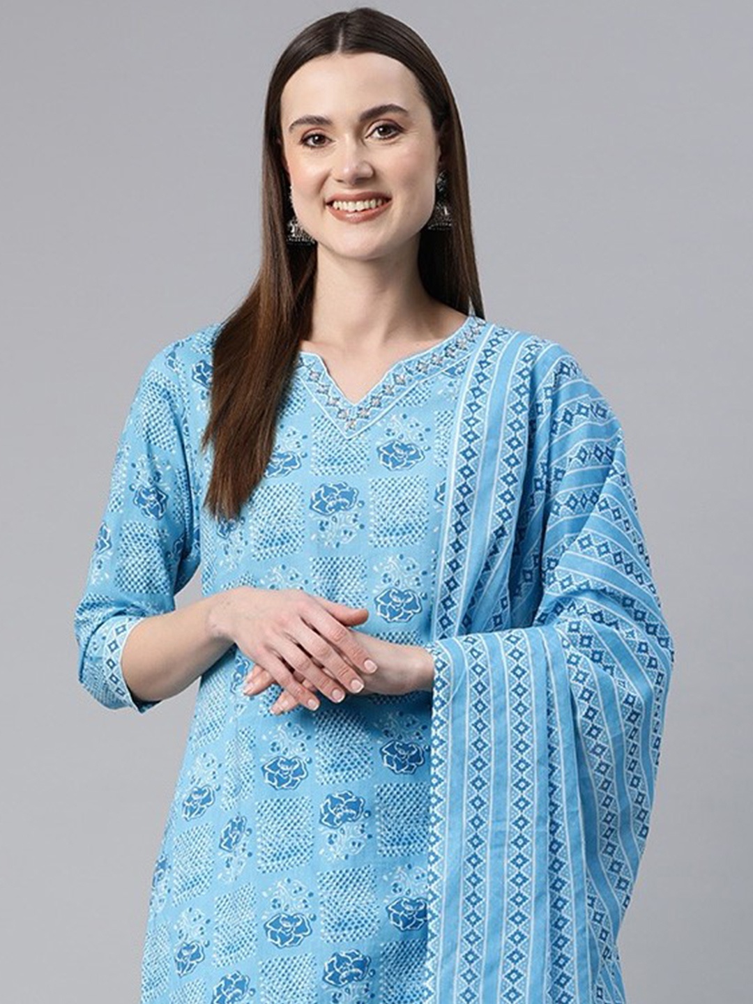 

Readiprint Women Floral Printed Regular Sequinned Pure Cotton Kurta with Palazzos & With Dupatta, Blue