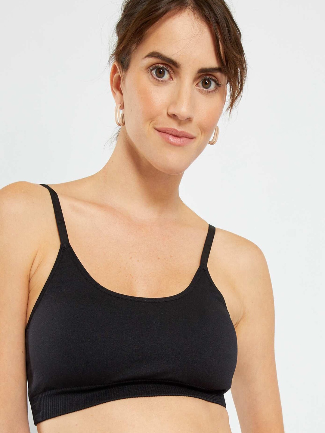 

KIABI Full Coverage Seamless Lightly Padded Reversible Everyday Bra, Black