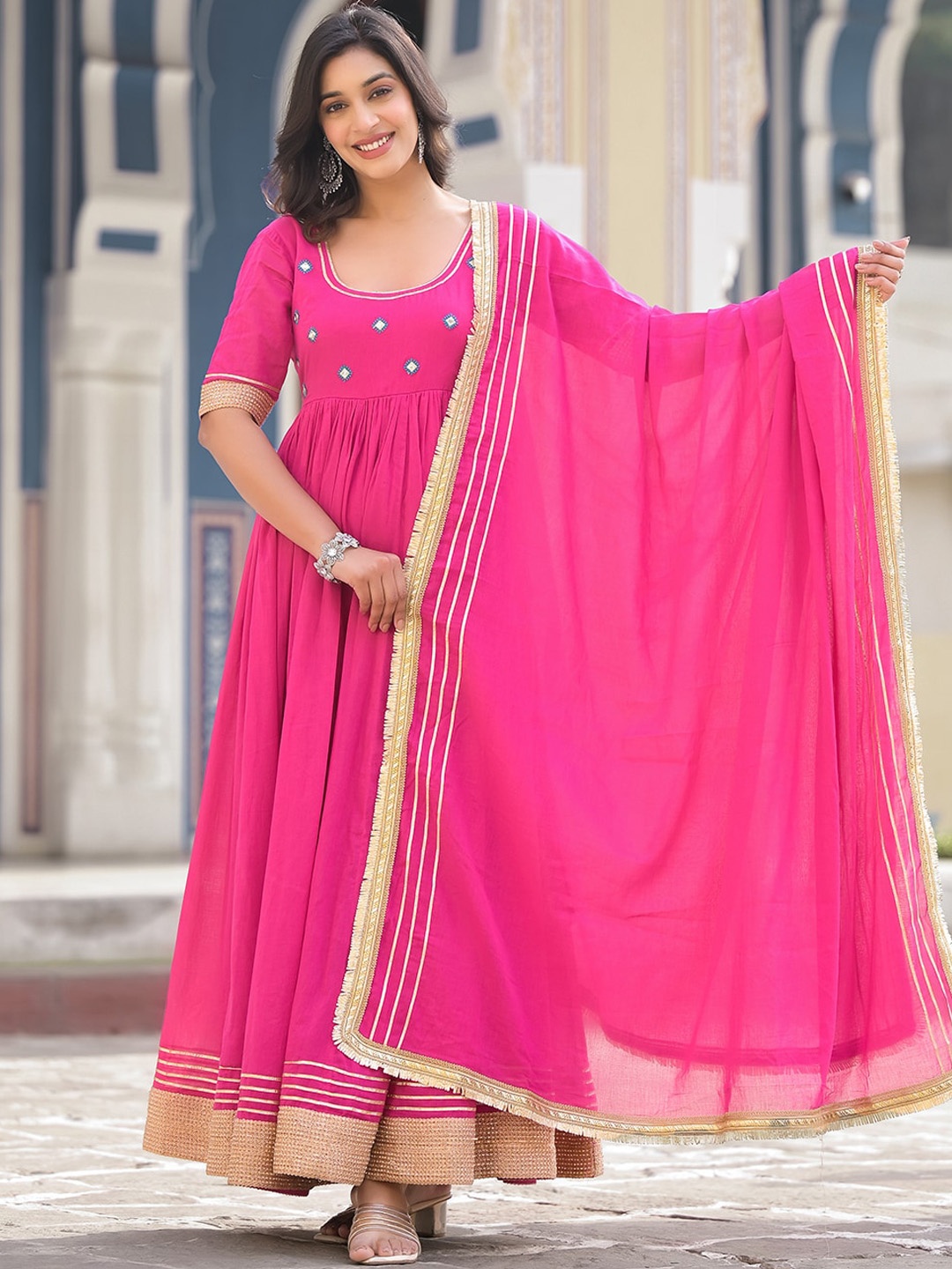 

Varanga Scoop Neck Floral Yoke Design Anarkali Kurta, Pink