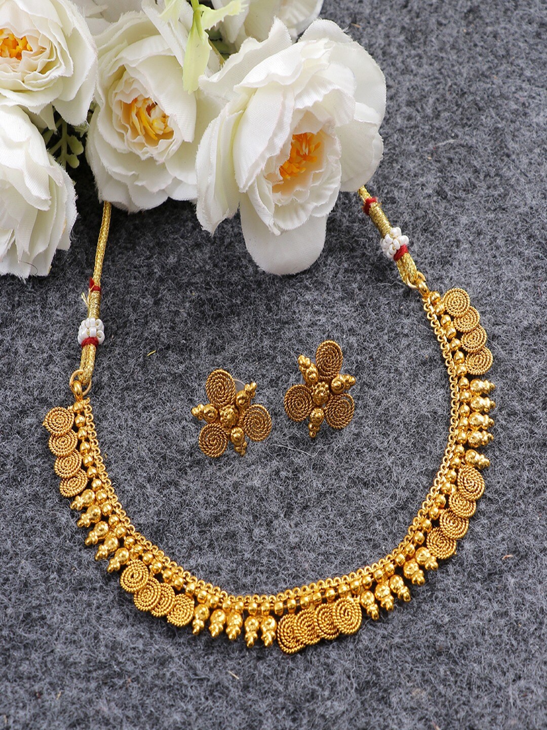 

UNIVERSITY TRENDZ Women Gold-Plated Traditional Coin Artificial Beaded Jewellery Set