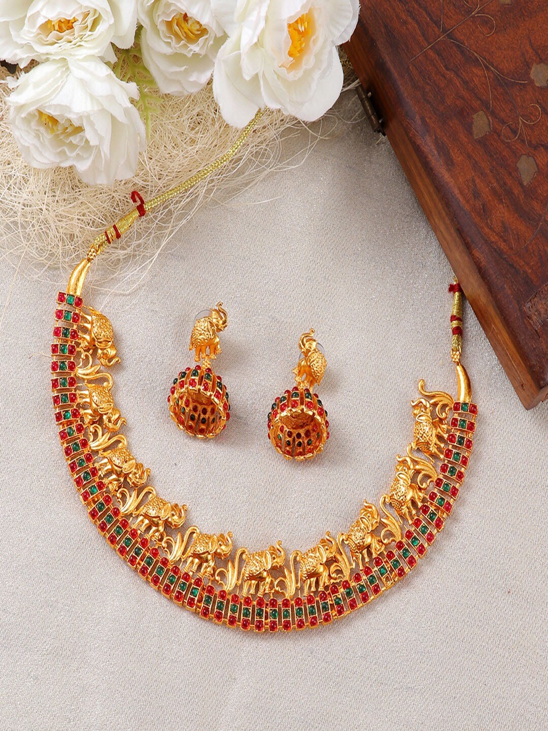 

UNIVERSITY TRENDZ Gold-Plated Stone-Studded Choker Jewellery Set