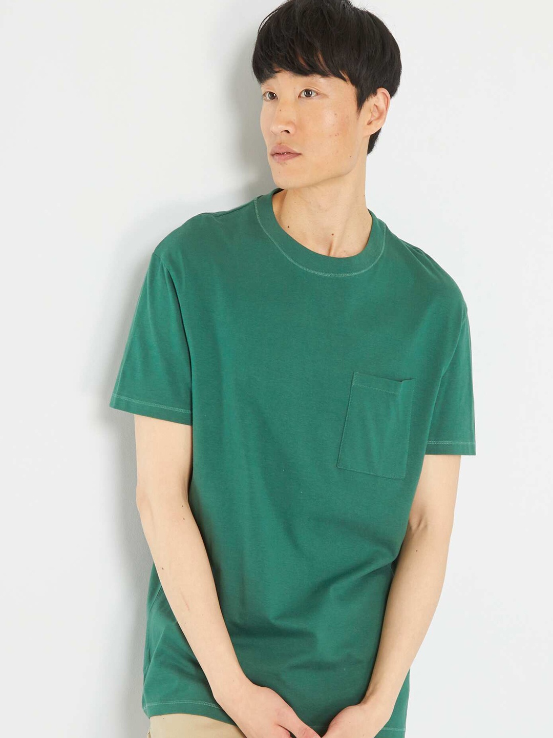 

KIABI Round Neck Drop-Shoulder Sleeves Pure Cotton T-shirt, Green