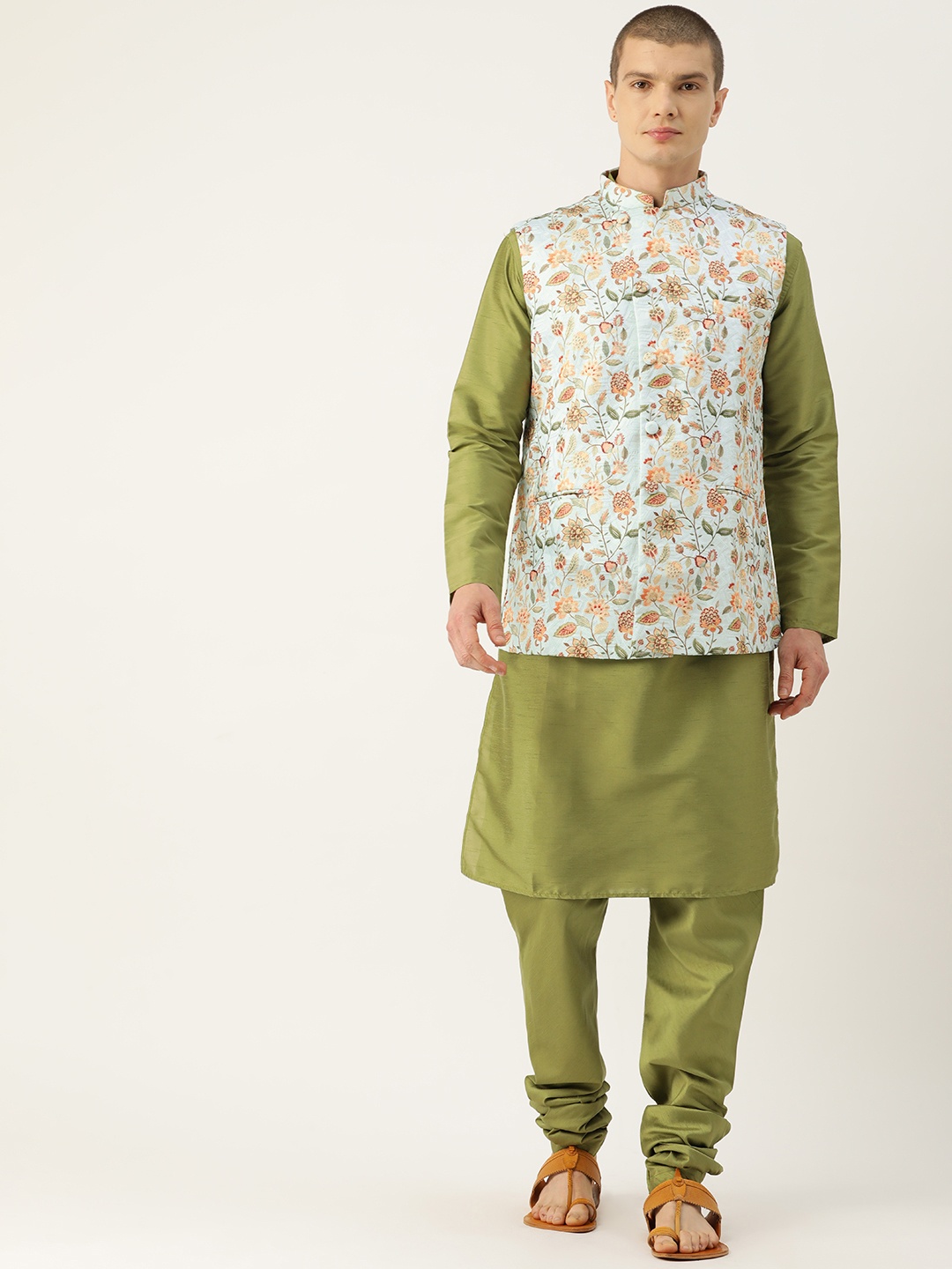 

Simaaya Men Solid Kurta with Churidar & With Nehru Jacket, Green