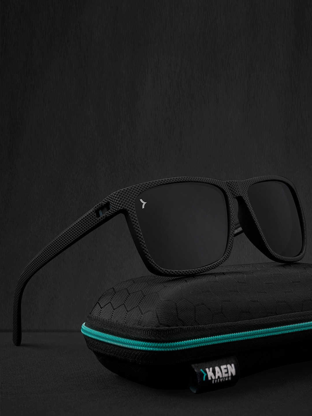 

Eyewearlabs Unisex Rectangle Sunglasses with Polarised Lens ELKASKevC1, Black