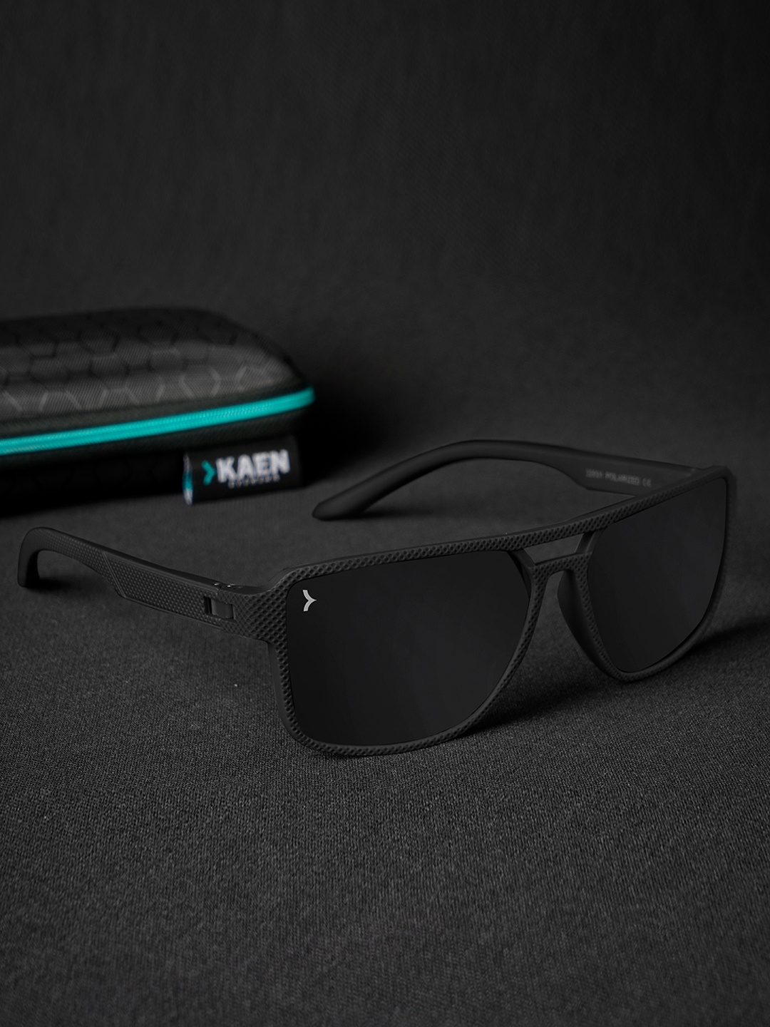 

Eyewearlabs Unisex Rectangle Sunglasses with Polarised Lens ELKASKazC2, Black