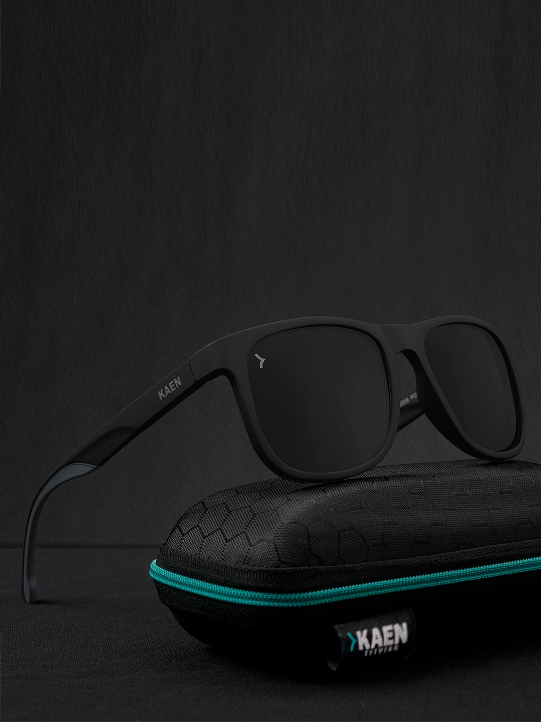 

Eyewearlabs Unisex Rectangle Sunglasses with Polarised Lens ELKASKoryC1, Black