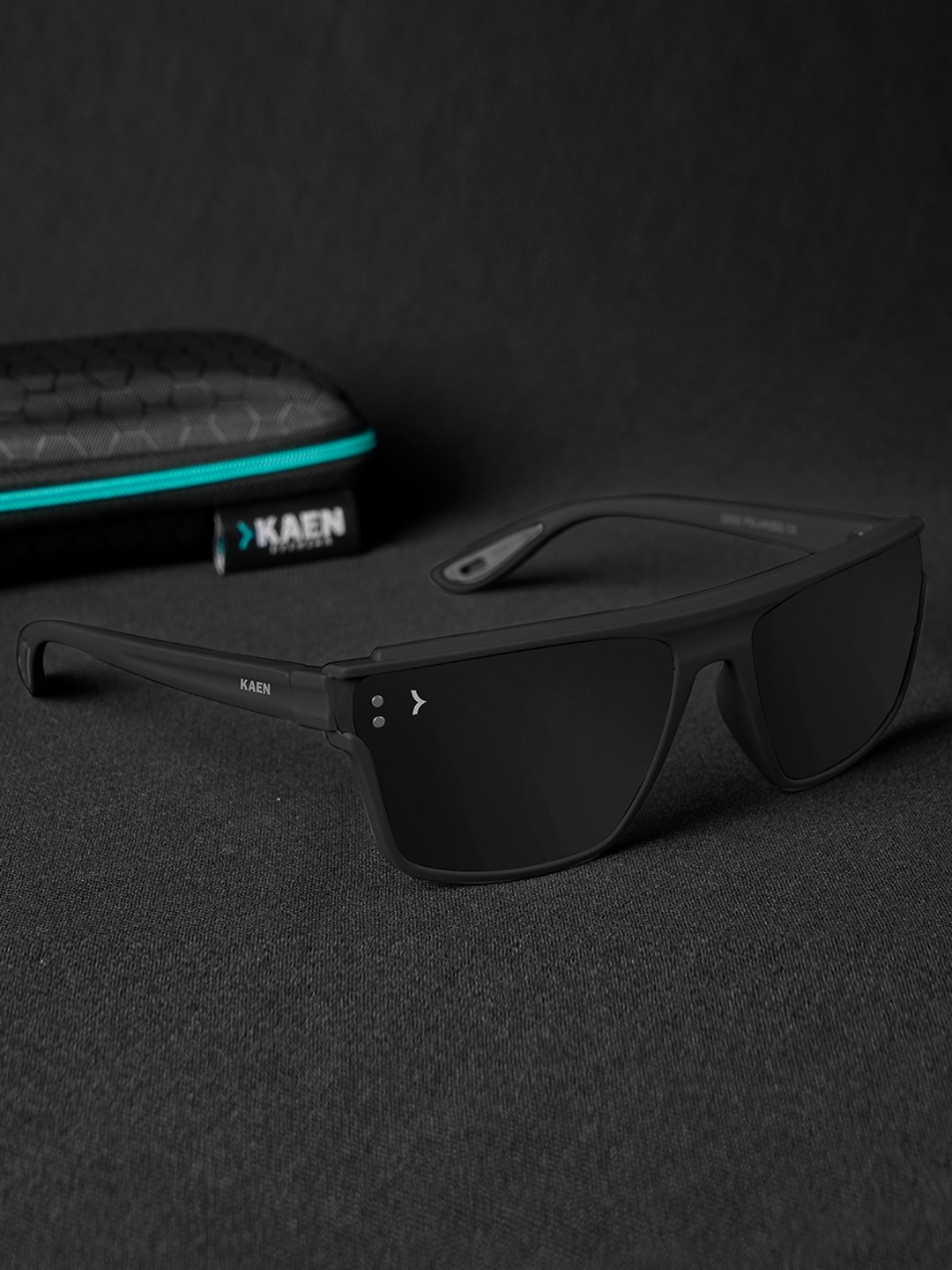 

Eyewearlabs Unisex Rectangle Sunglasses with Polarised Lens ELKASKnoxC1, Black