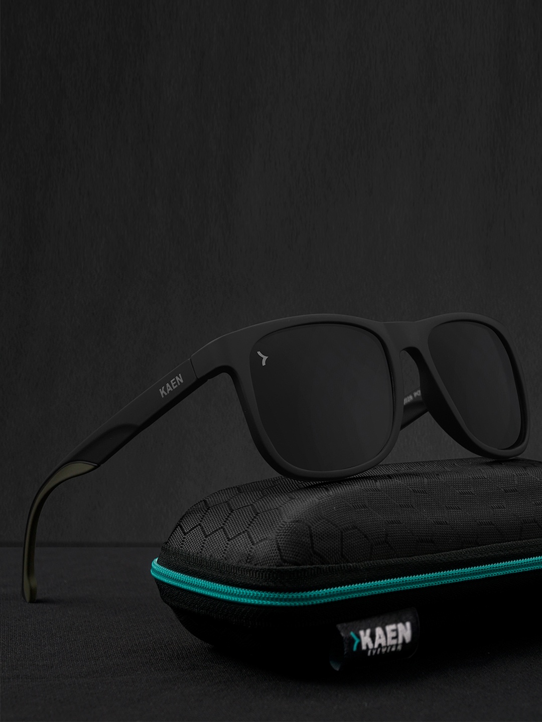Eyewearlabs Unisex Rectangle Sunglasses with Polarised Lens ELKASKoryC2, Black