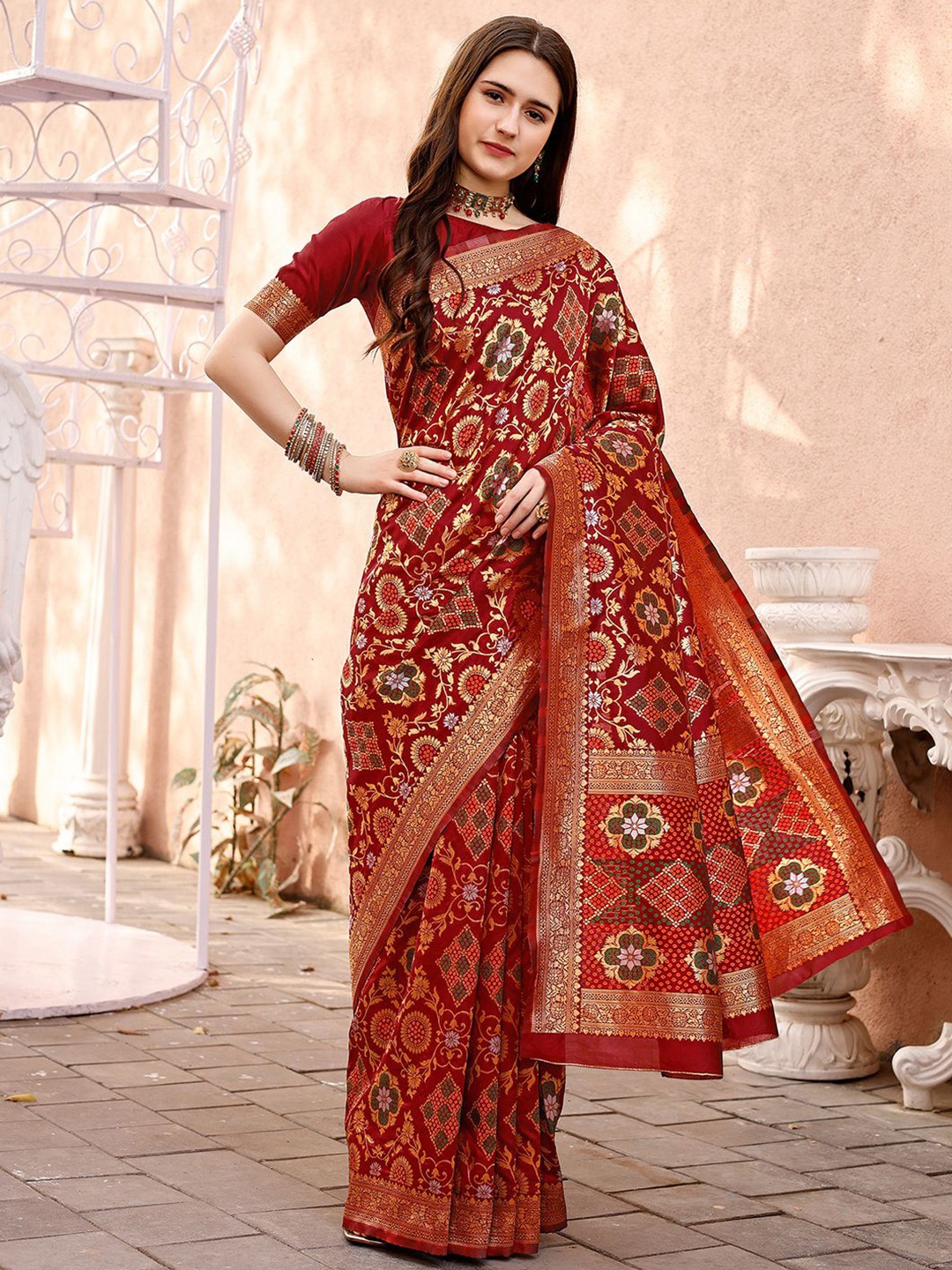 

Mitera Maroon Ethnic Motifs Woven Design Zari Banarasi Saree