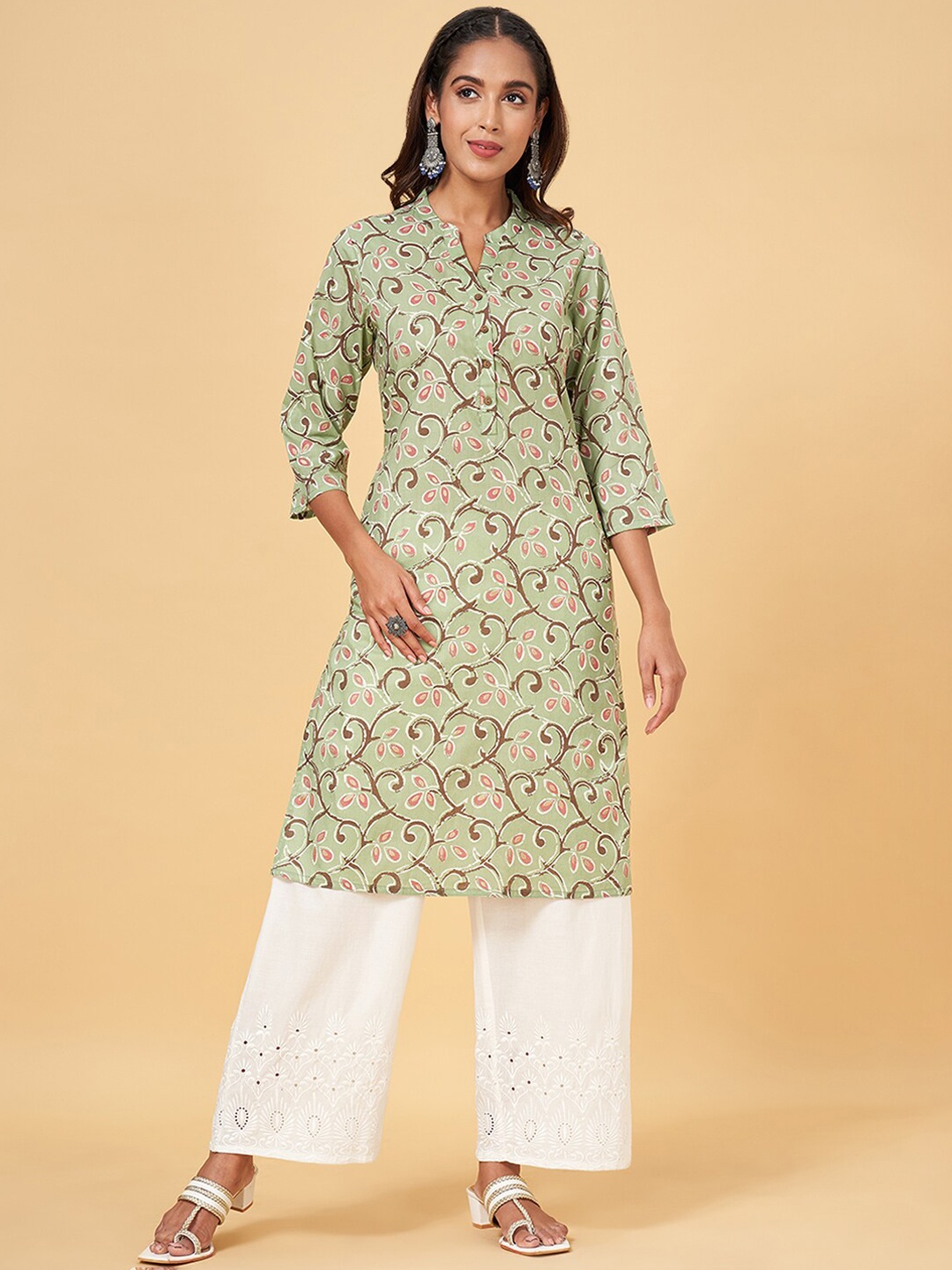 

RANGMANCH BY PANTALOONS Floral Printed Cotton Kurta, Green