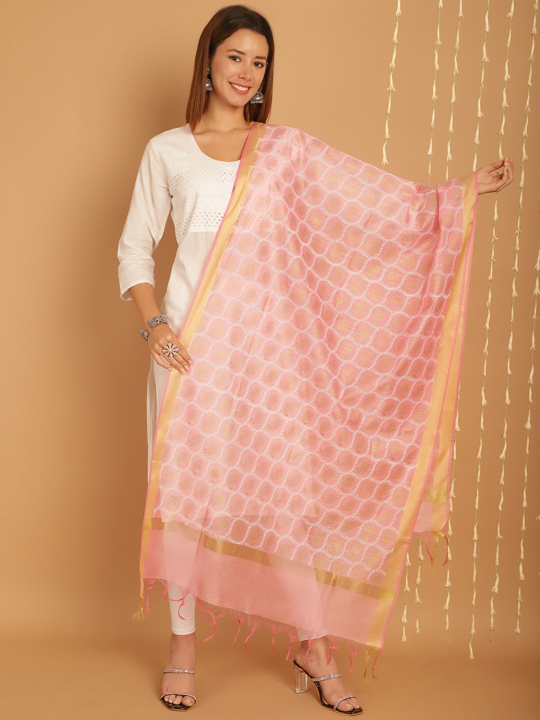 

SOUNDARYA Ethnic Motifs Woven Design Banarasi Dupatta, Pink