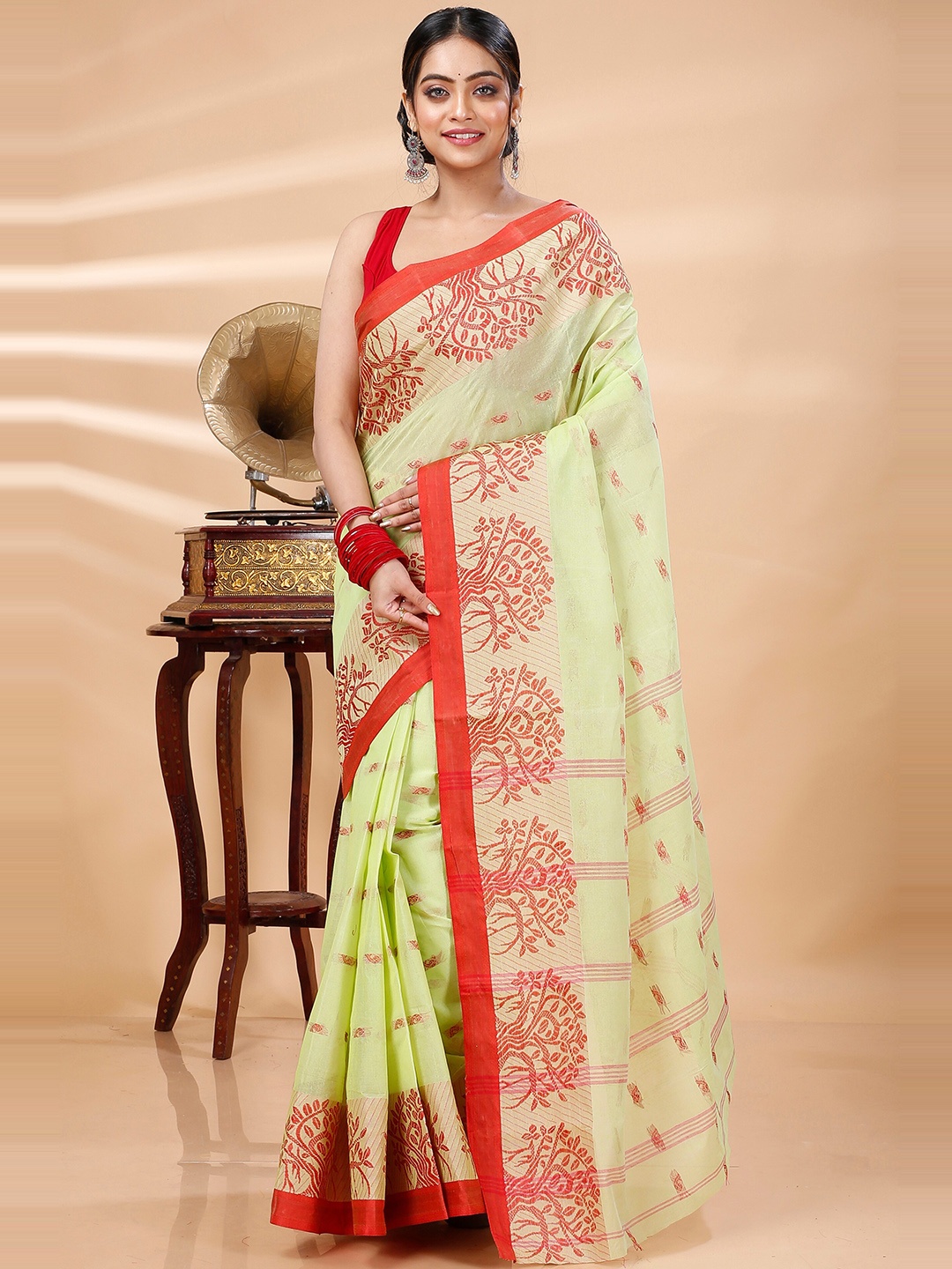 

DipDiya Ethnic Motifs Woven Design Pure Cotton Taant Saree, Olive