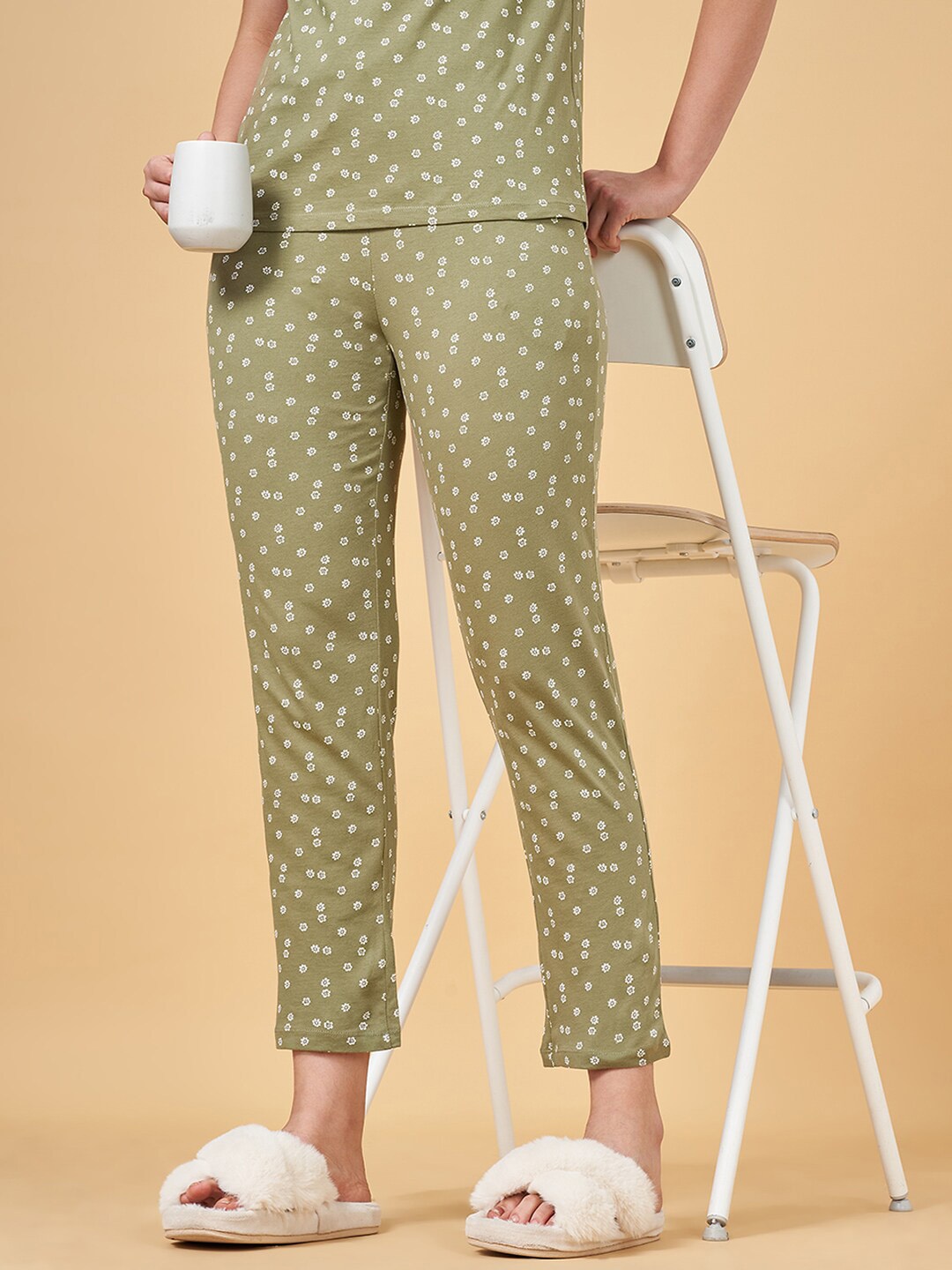 

Dreamz by Pantaloons Women Mid-Rise Printed Pure Cotton Lounge Pant, Olive