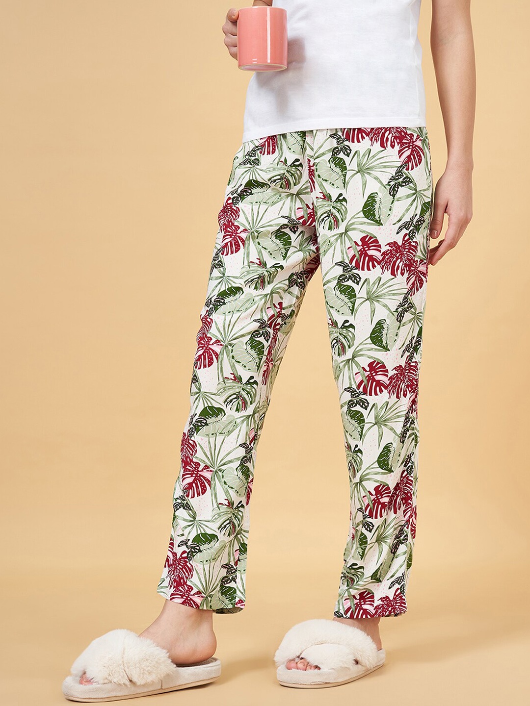 

Dreamz by Pantaloons Women Printed Pure Cotton Lounge Pants, Green
