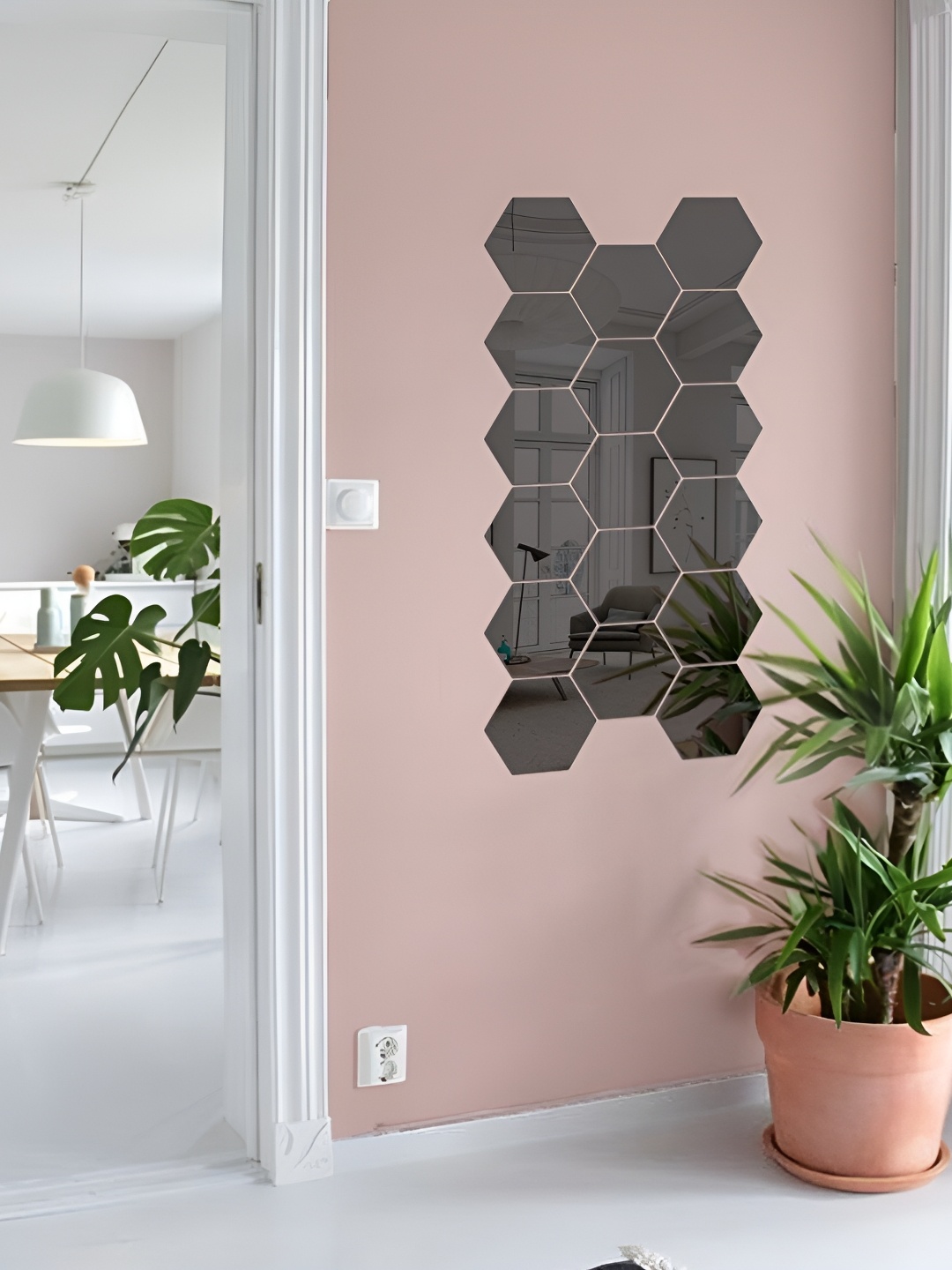 

WALLWEAR Black 17 Pcs Hexagon Self Adhesive Acrylic Wall Stickers