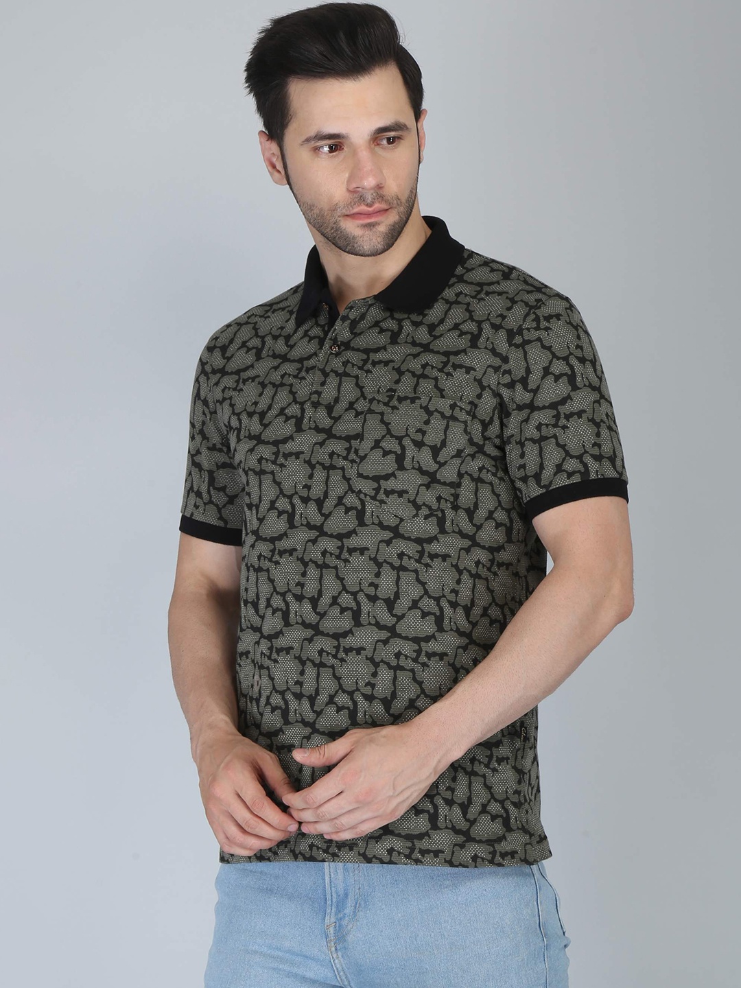 

CELSIUS Abstract Printed Polo Collar T-shirt, Olive