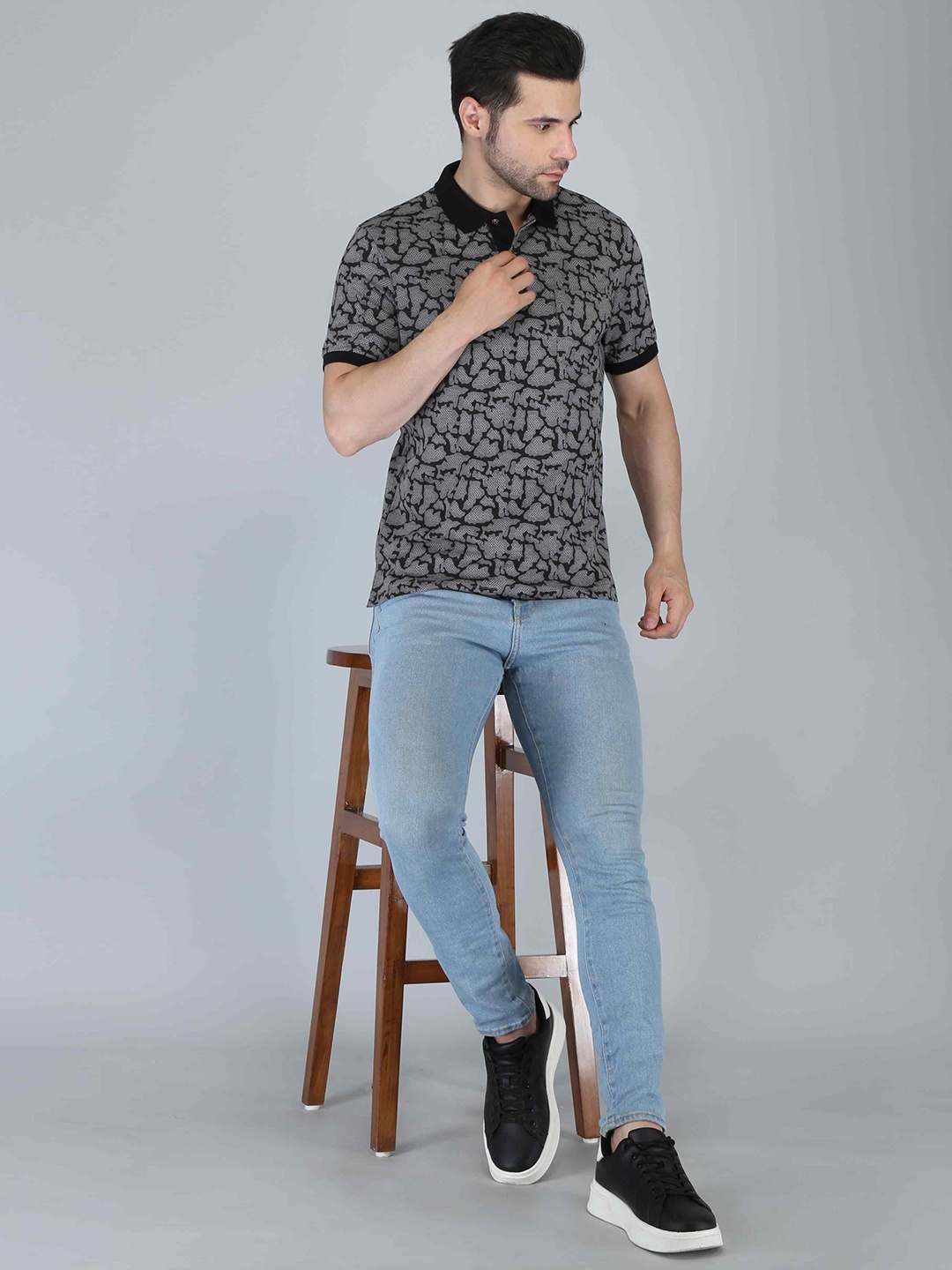 CELSIUS Abstract Printed Polo Collar T-shirt, Black