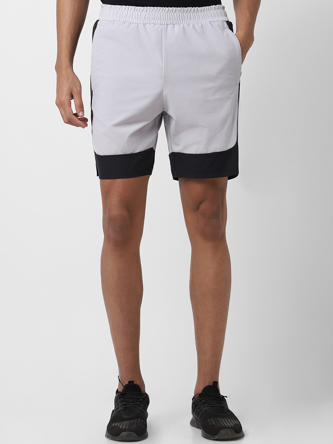 

Van Heusen Flex Men Colourblocked Sports Shorts, White