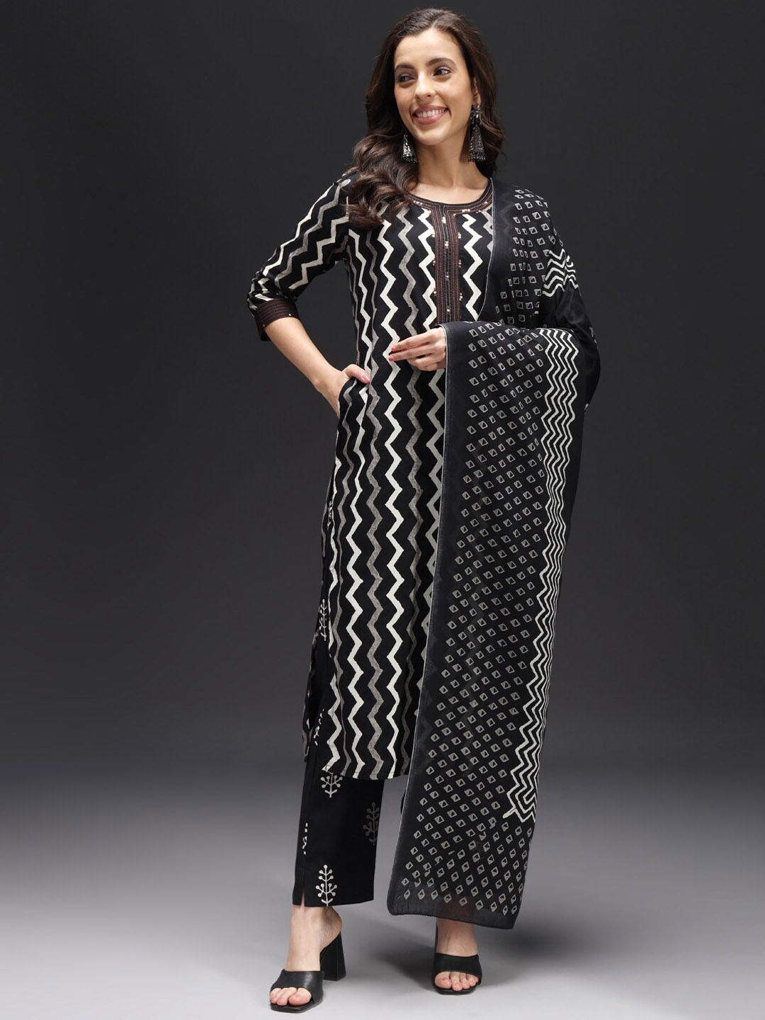 

HEEPOSH Printed Regular Thread Work Pure Cotton Kurta with Trousers & With Dupatta, Black