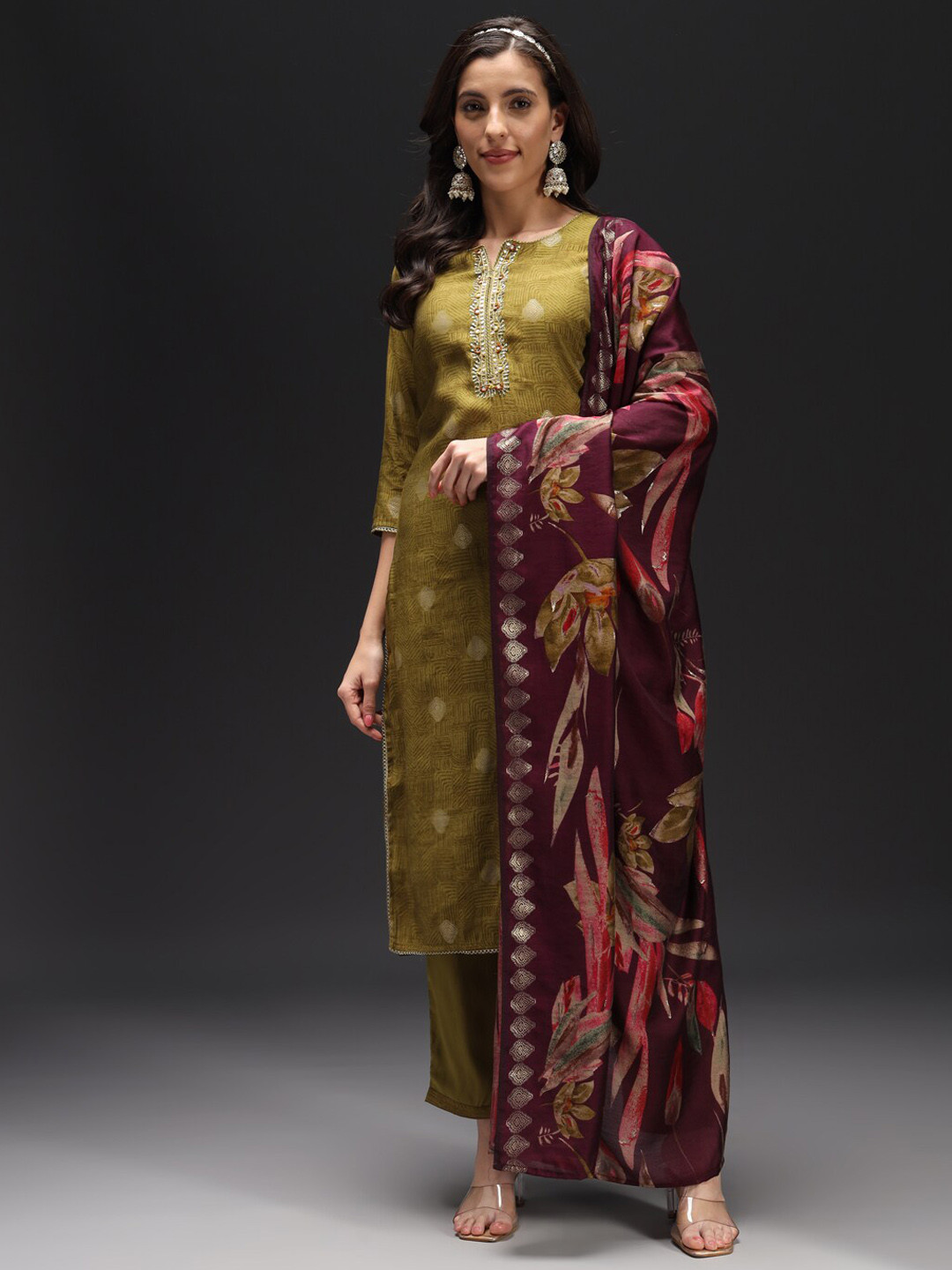 

HEEPOSH Floral Woven Design Mirror Work Jacquard Silk Crepe Kurta With Trouser & Dupatta, Green