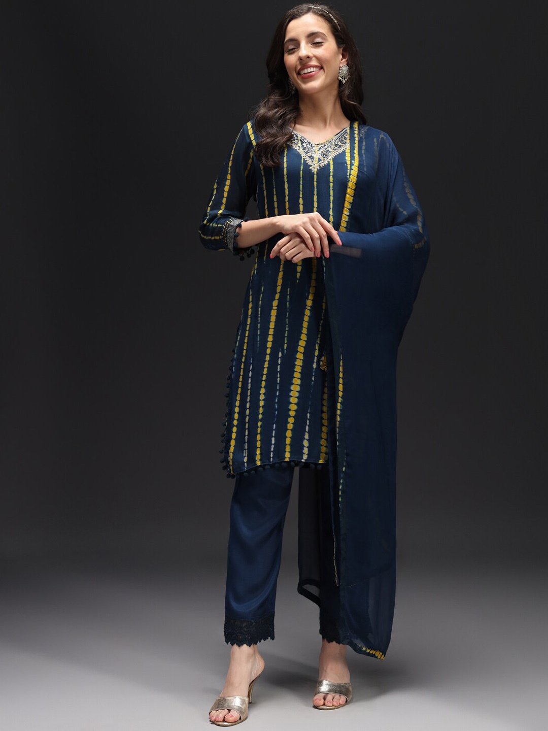

HEEPOSH Printed Regular Zardozi Silk Crepe Kurta with Trousers & With Dupatta, Navy blue