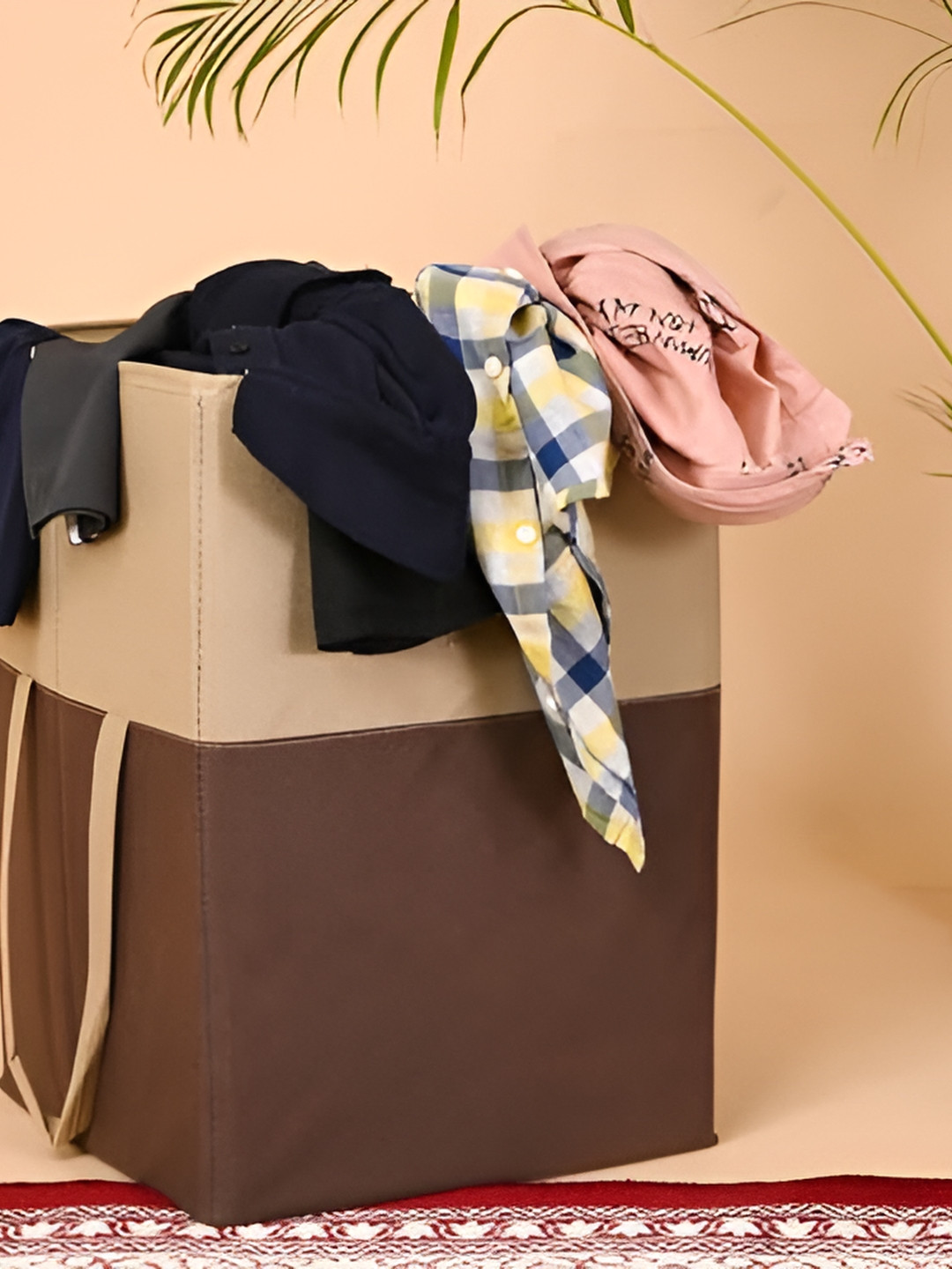 

Perpetual Brown & Cream Colorblocked Waterproof & Non-Woven Foldable Laundry Bag