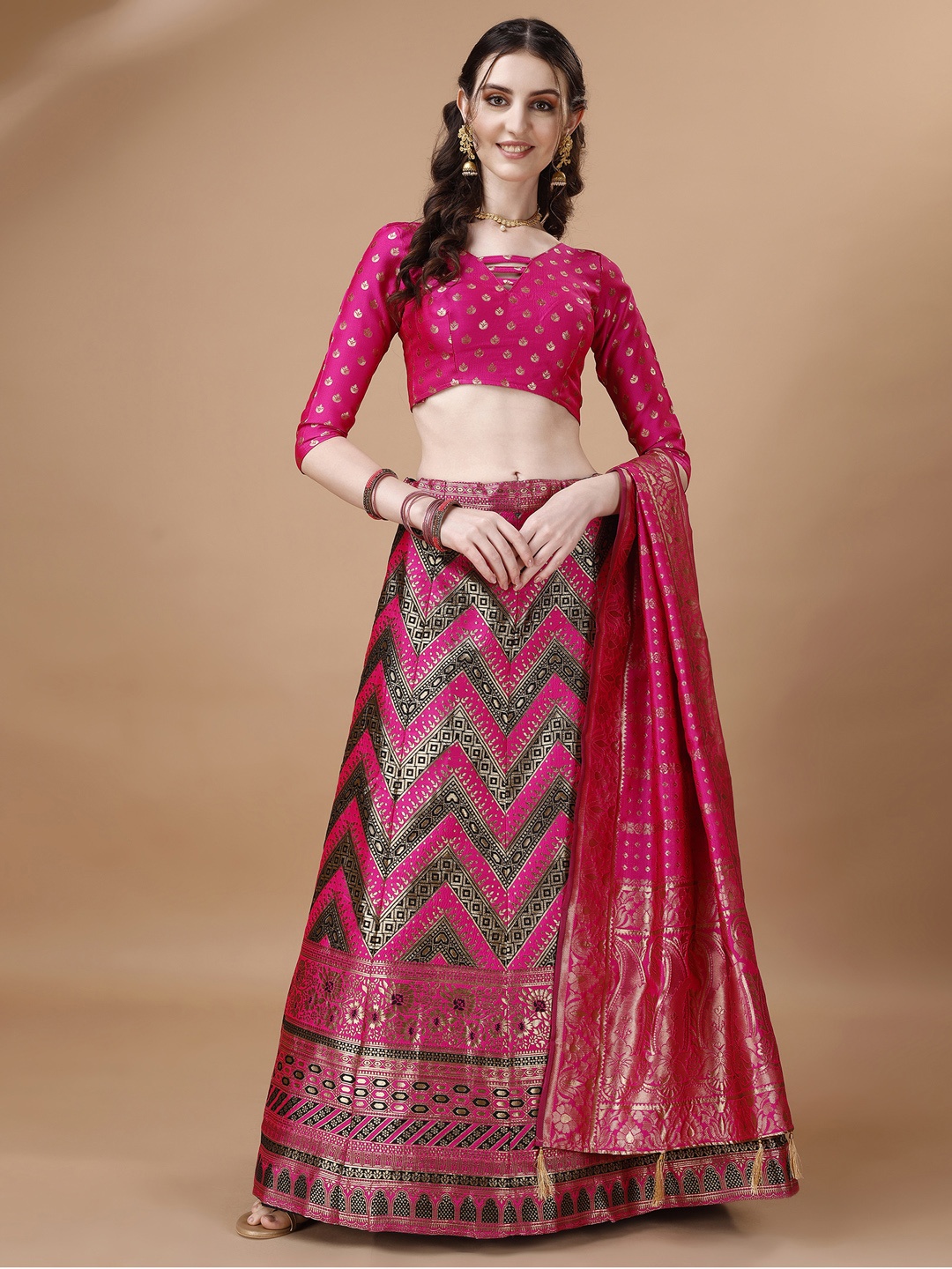 

Momina Fashion Woven Design Ready to Wear Lehenga & Unstitched Blouse With Dupatta, Pink