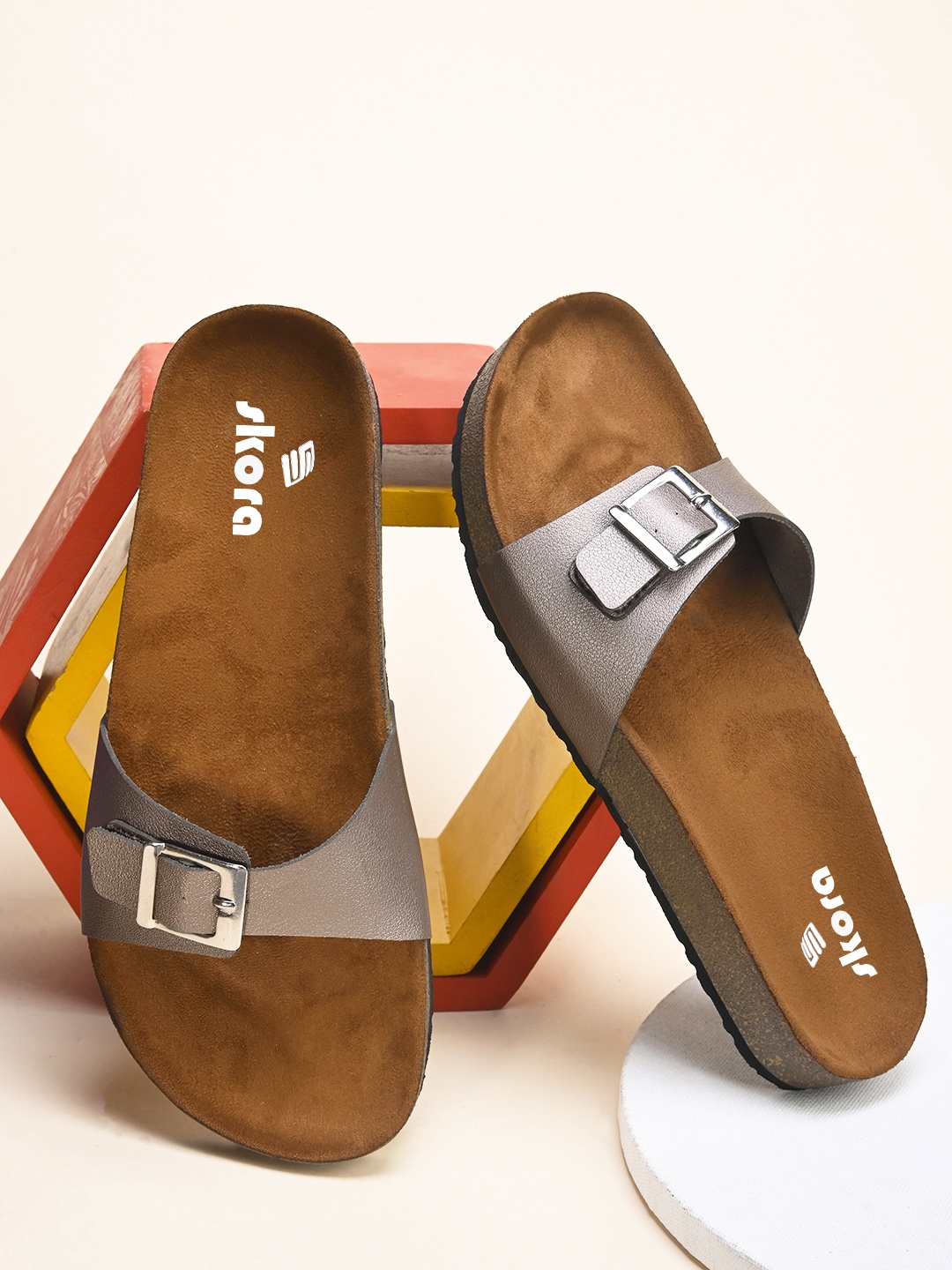 

SKORA Open Toe Flats with Buckles, Grey