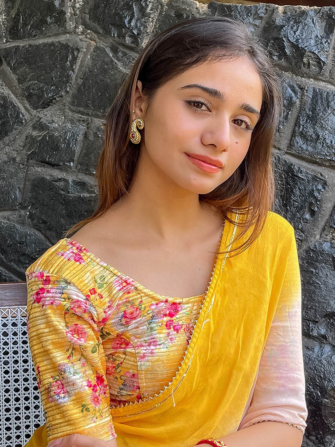 

Bindigasm's Advi Floral Printed Printed Velvet Saree Blouse, Yellow
