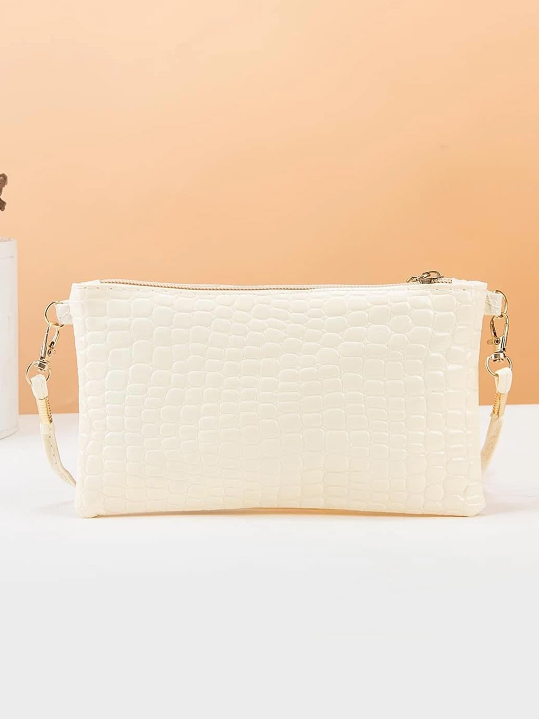 

SYGA Animal Textured Structured Sling Bag, White