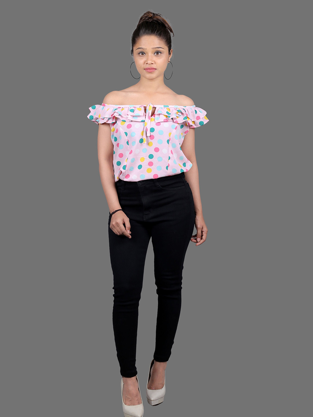 

mrutbaa Floral Printd Off-Shoulder Flutter Sleeves Ruffles Detailed Bardot Top, Pink