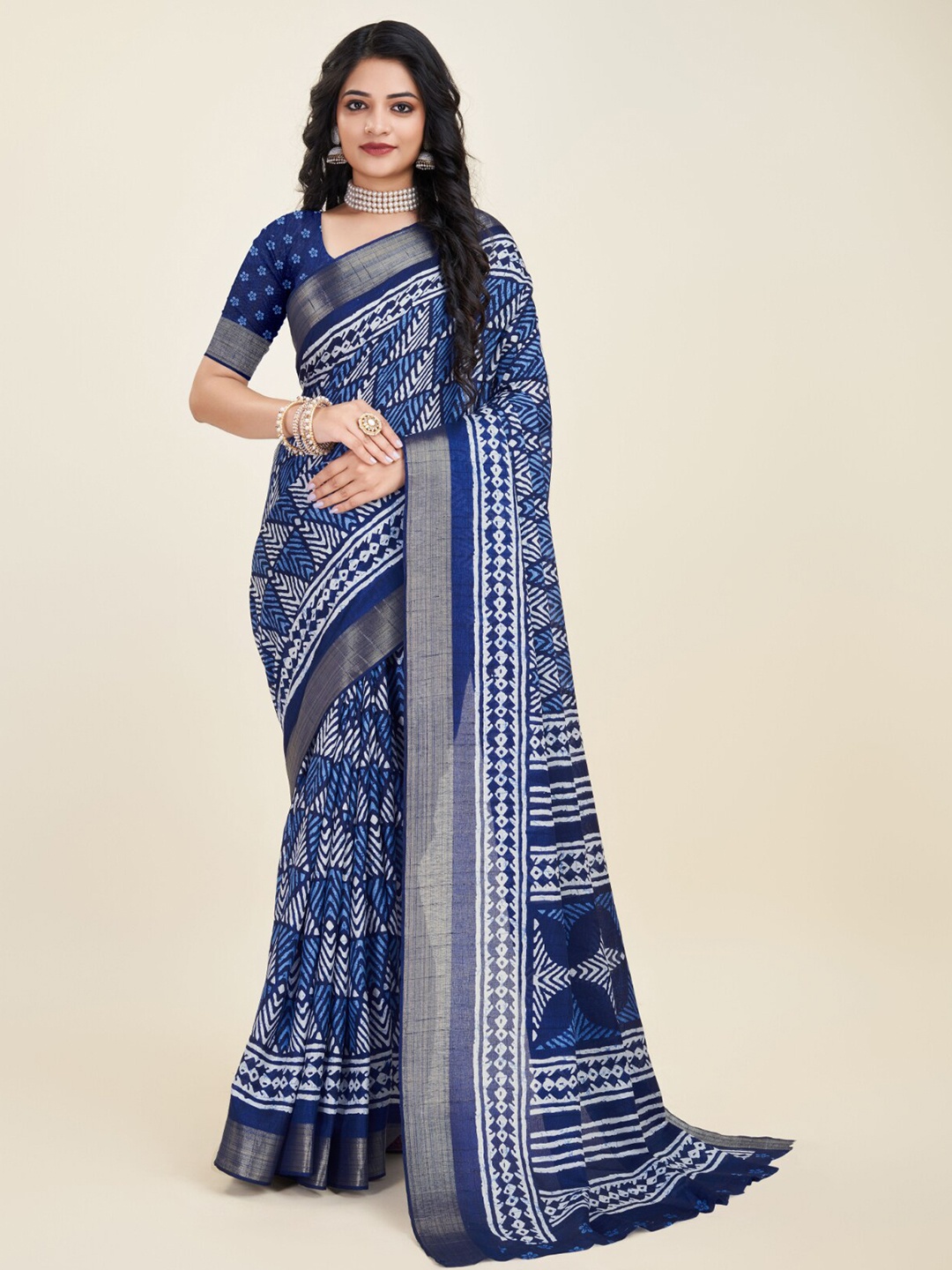 

Sitanjali Zari Geometric Printed Chanderi Saree, Navy blue