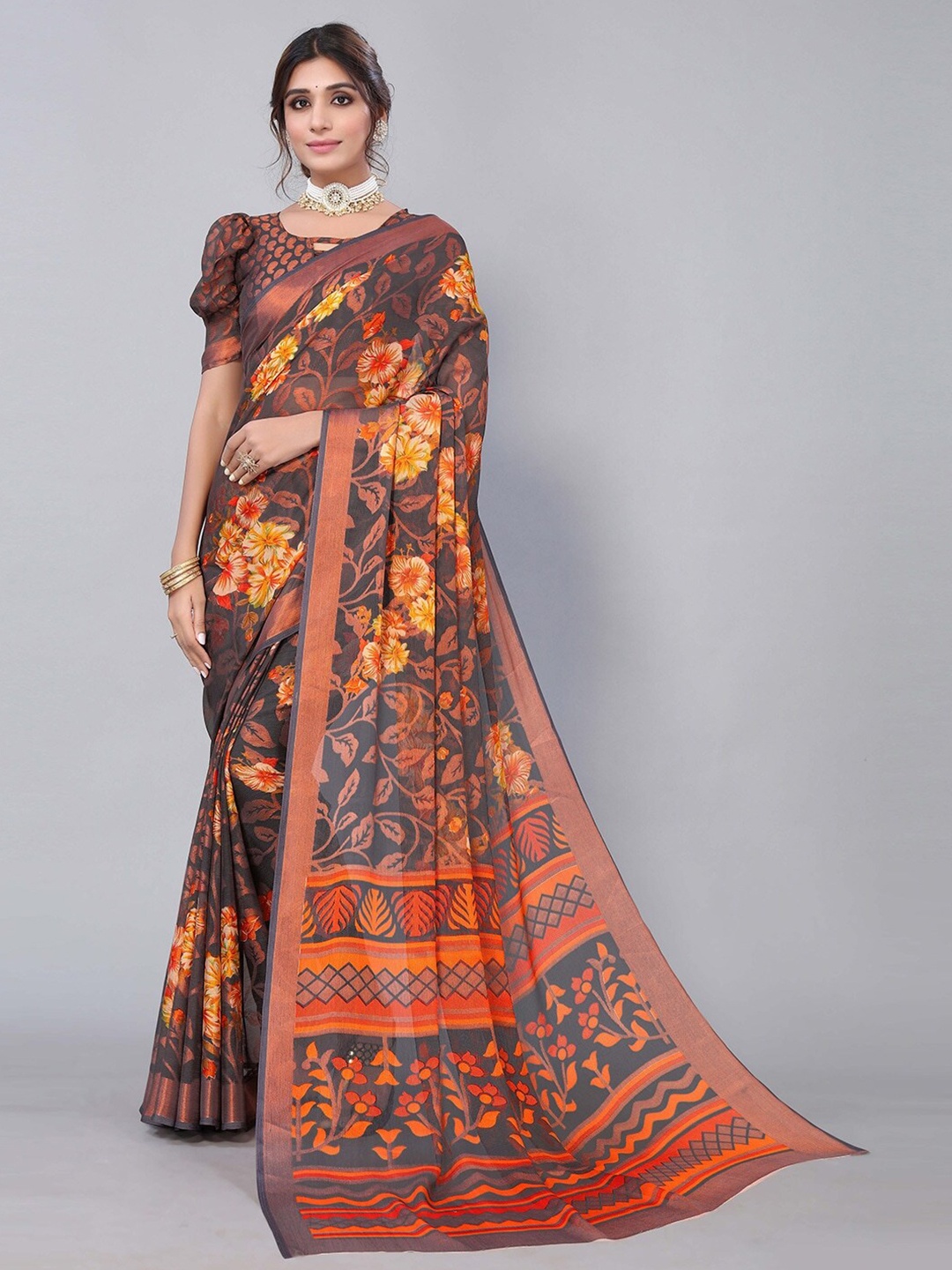 

Sitanjali Floral Printed Sarees, Grey