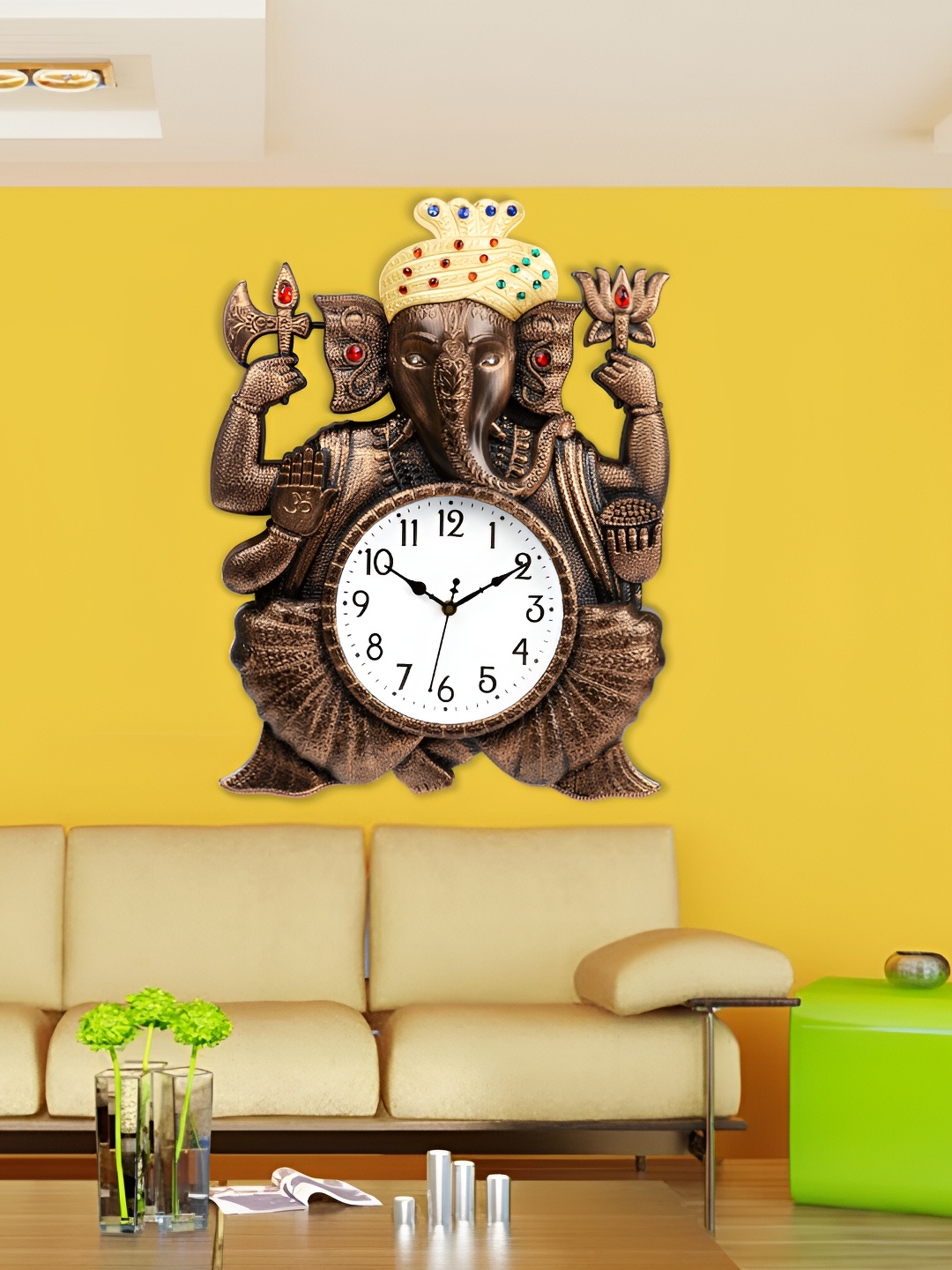 

Attractionz Brown & Beige Textured Round Traditional Wall Clock