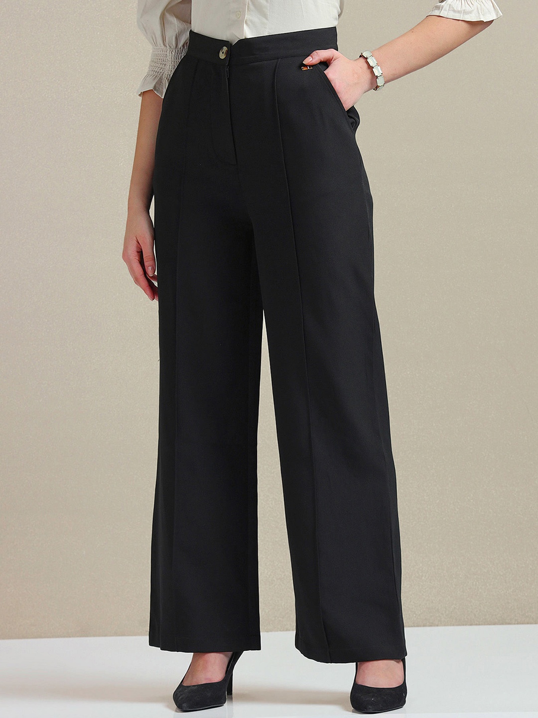 

U.S. Polo Assn. Women Straight Fit Pleated Trousers, Black