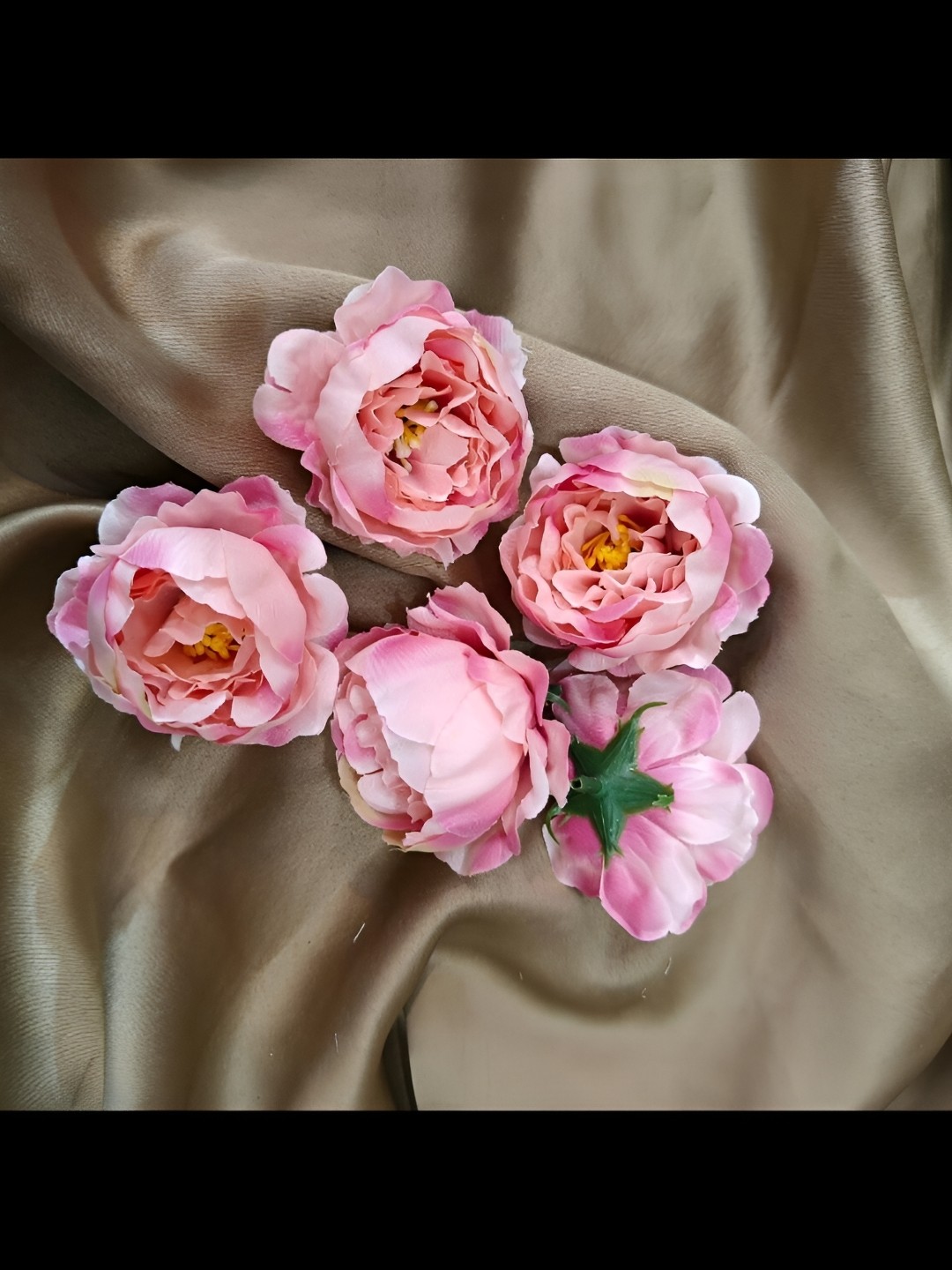 

Satyam Kraft Pink 6 Pieces Rose Artificial Flower