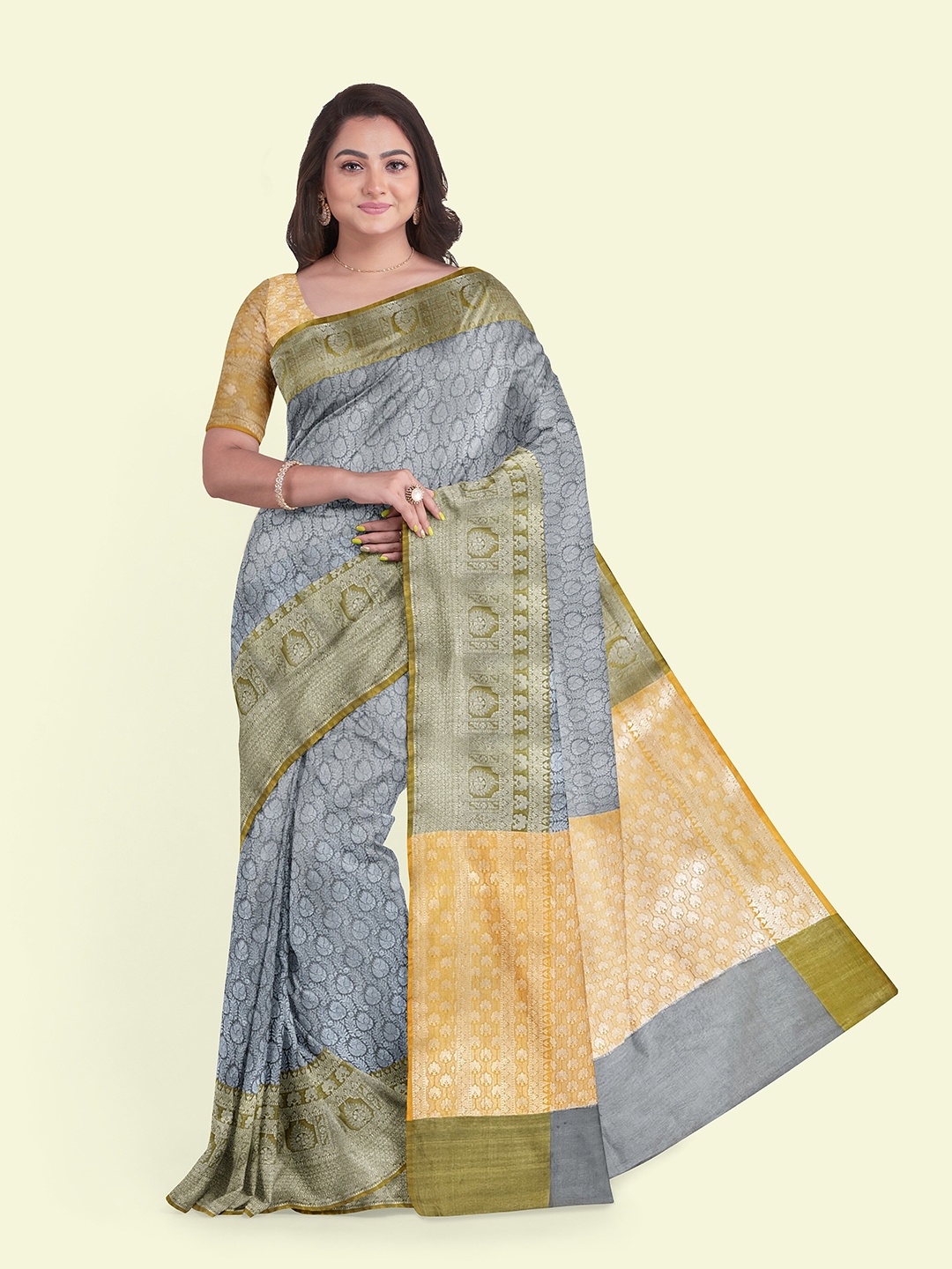

Muskan Fashion Ethnic Motifs Woven Design Zari Tissue Banarasi Saree, Grey