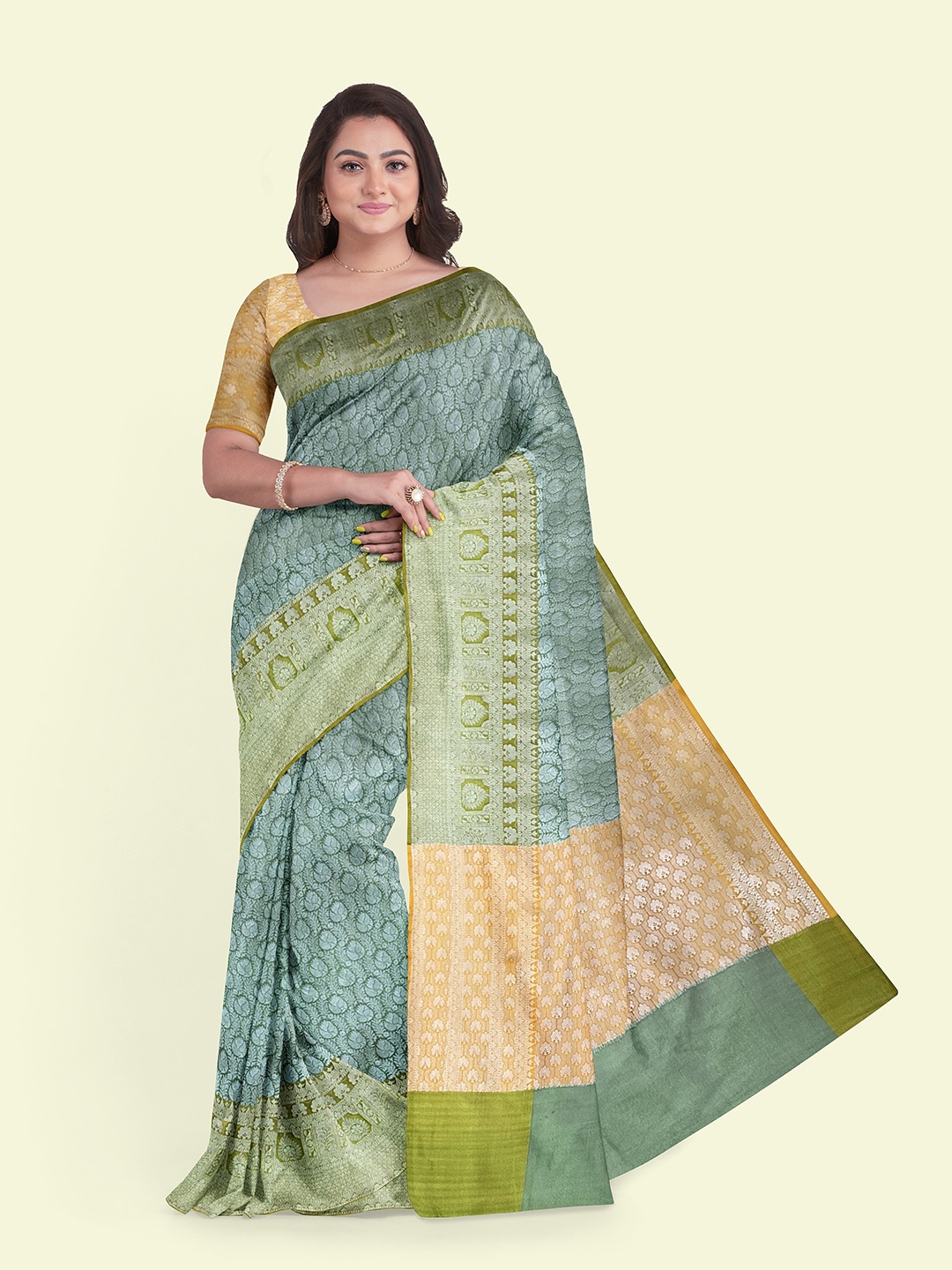 

Muskan Fashion Ethnic Motifs Woven Design Zari Tissue Banarasi Saree, Sea green